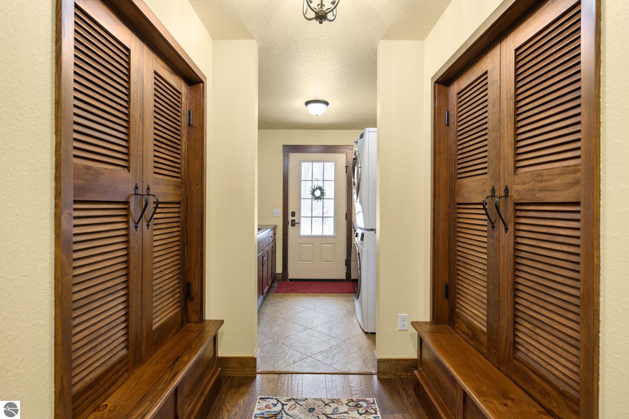 2620 Peregrine Drive