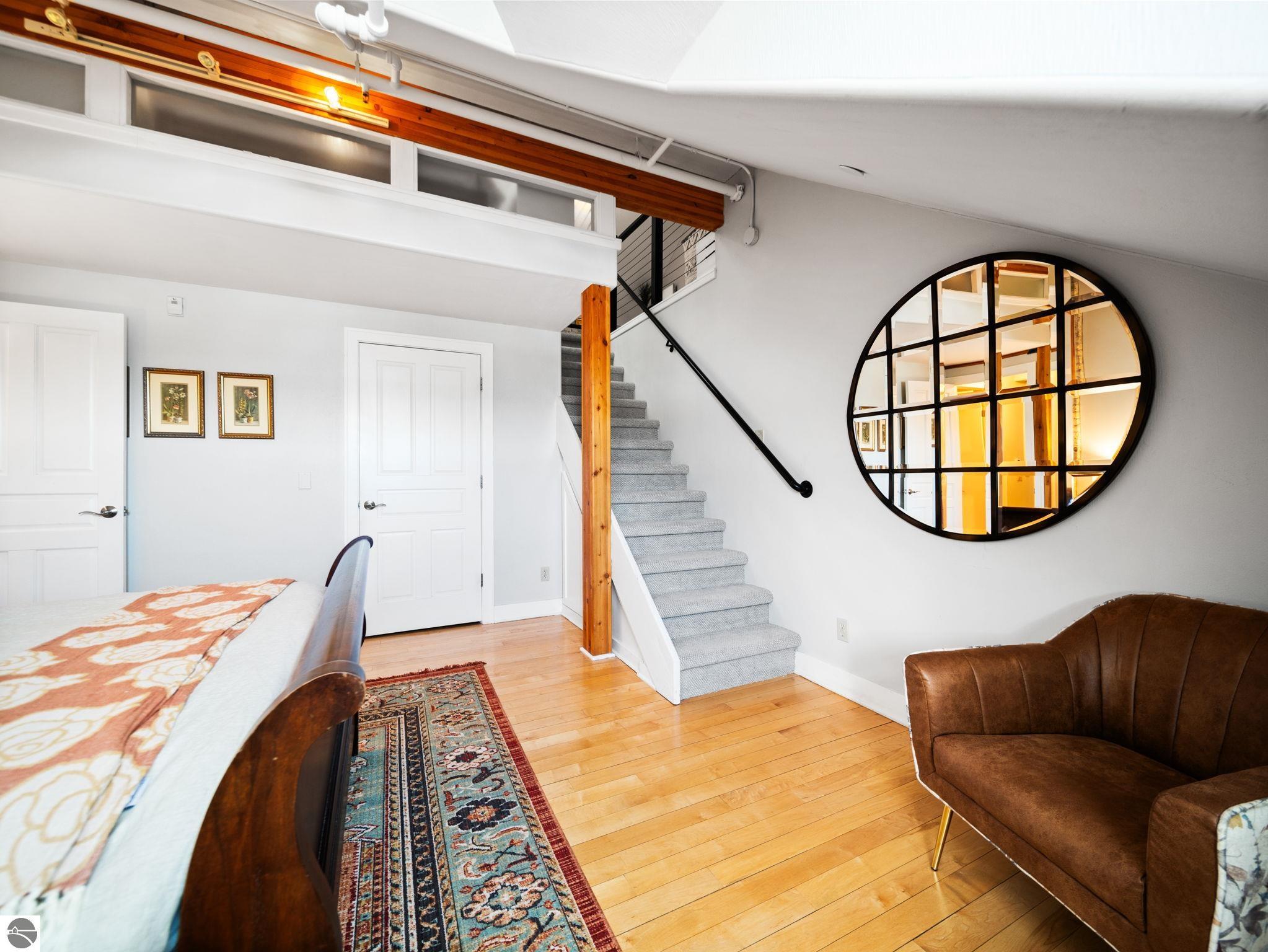 800 Cottageview Drive # 403