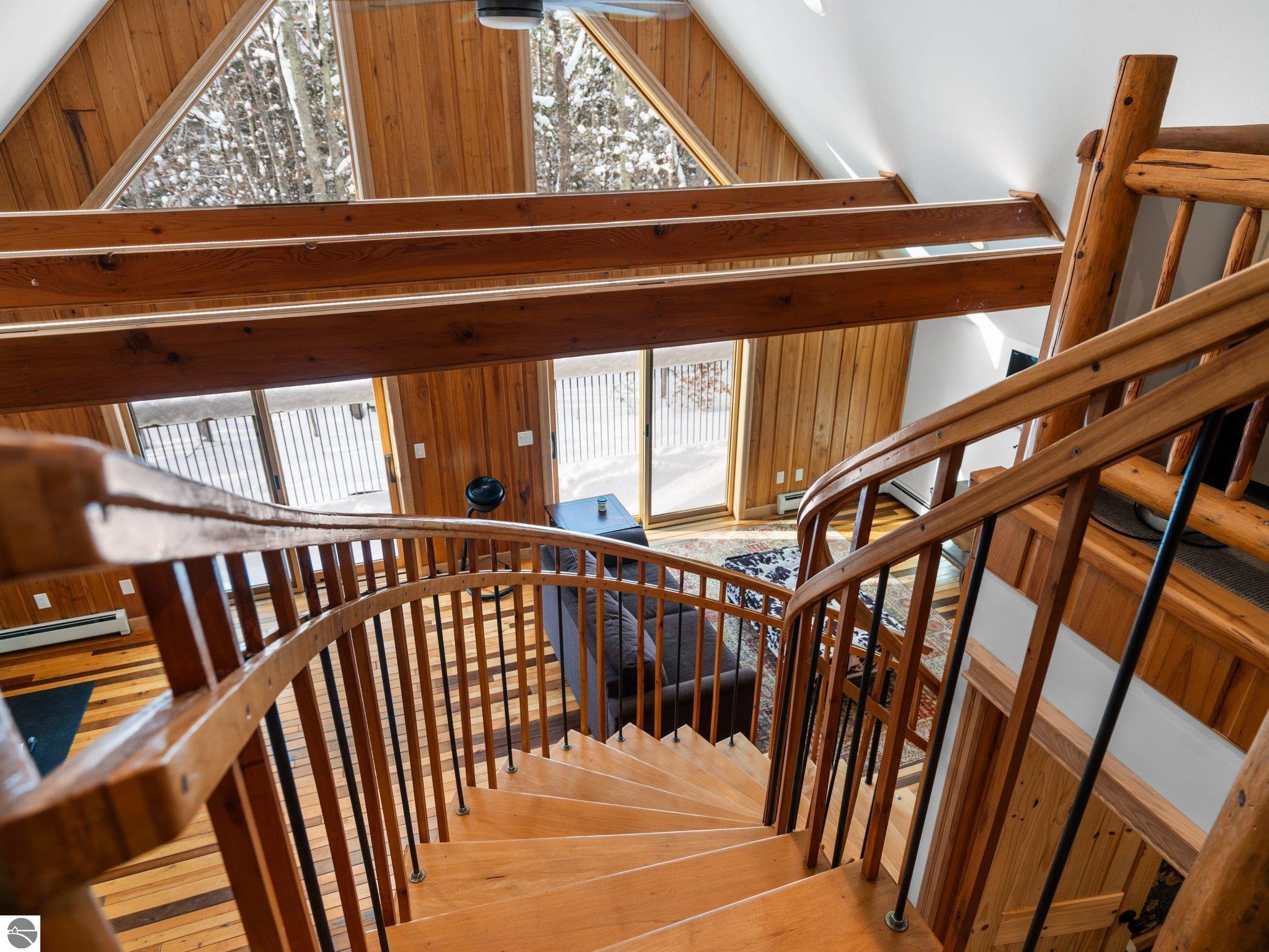 7135 E Birch Point Road