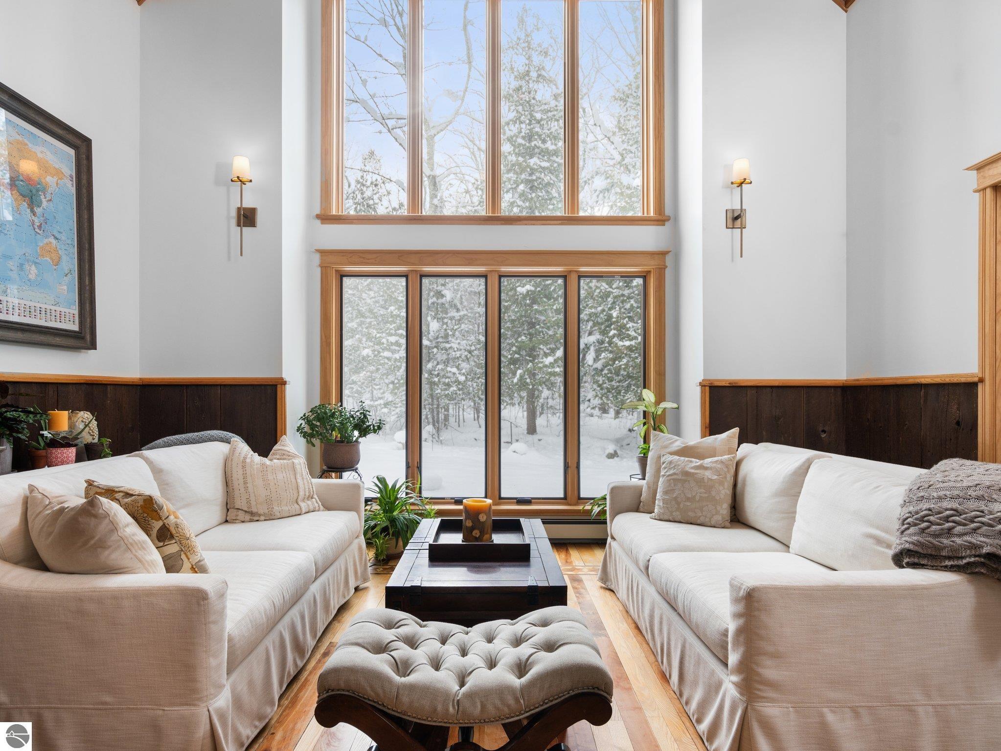 7135 E Birch Point Road