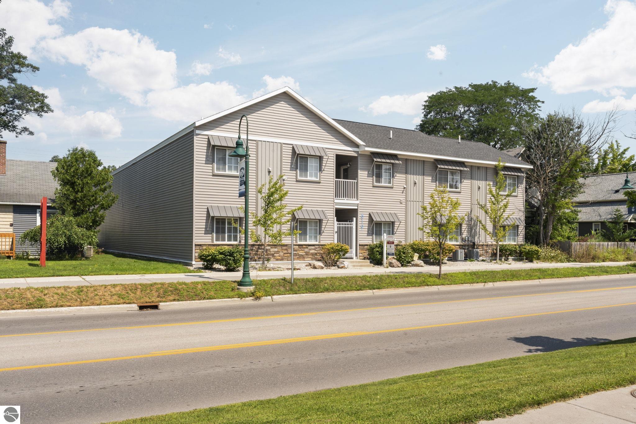 619 E Eighth Street # 13