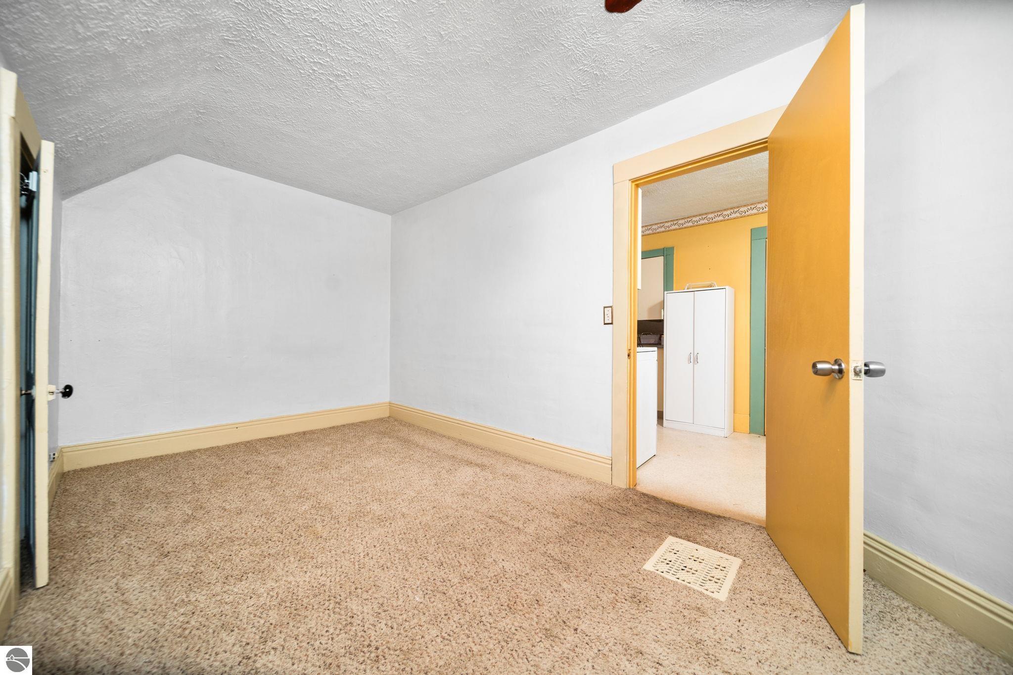 1663 County Road 633