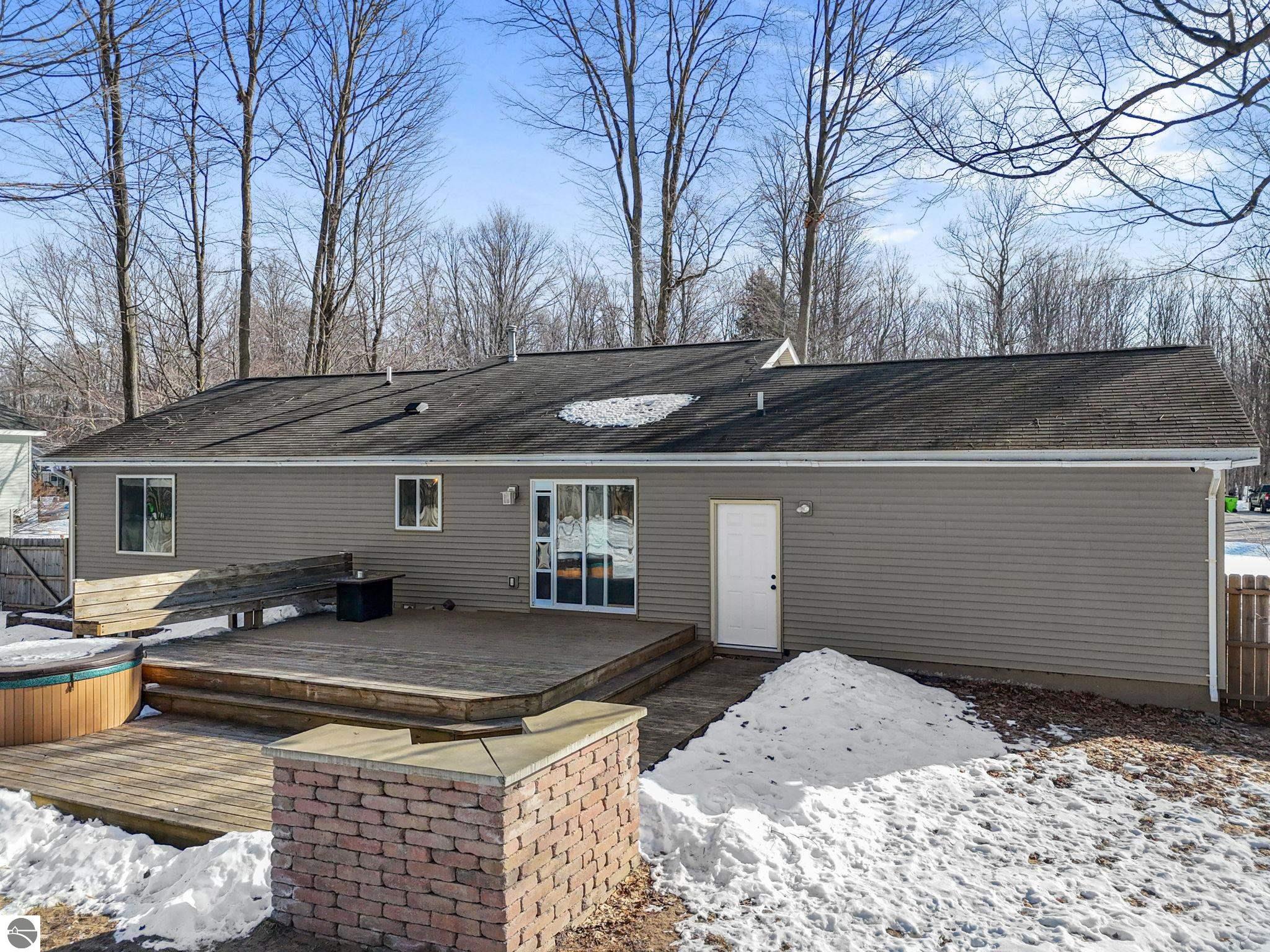2294 Woodcock Lane