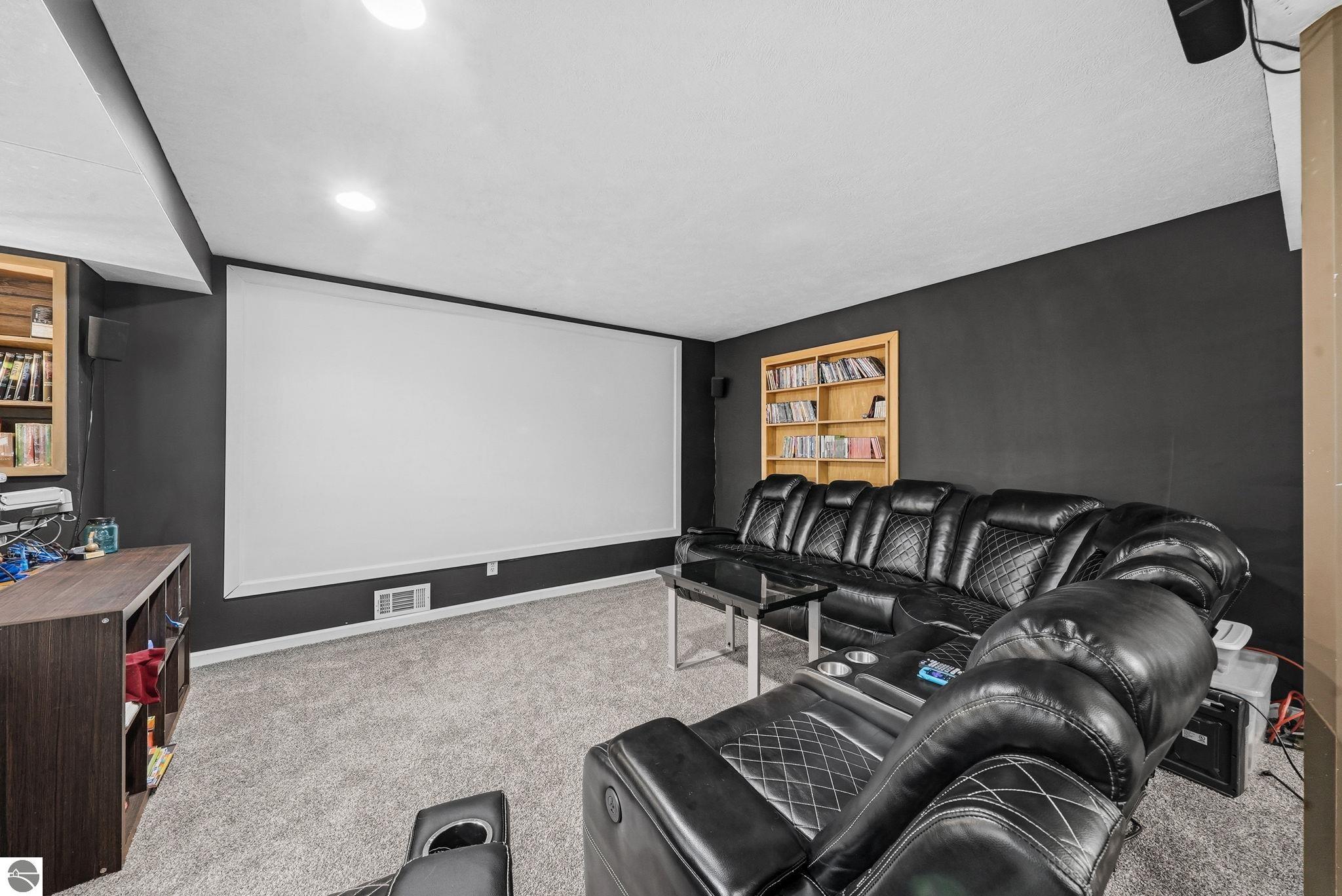 2294 Woodcock Lane