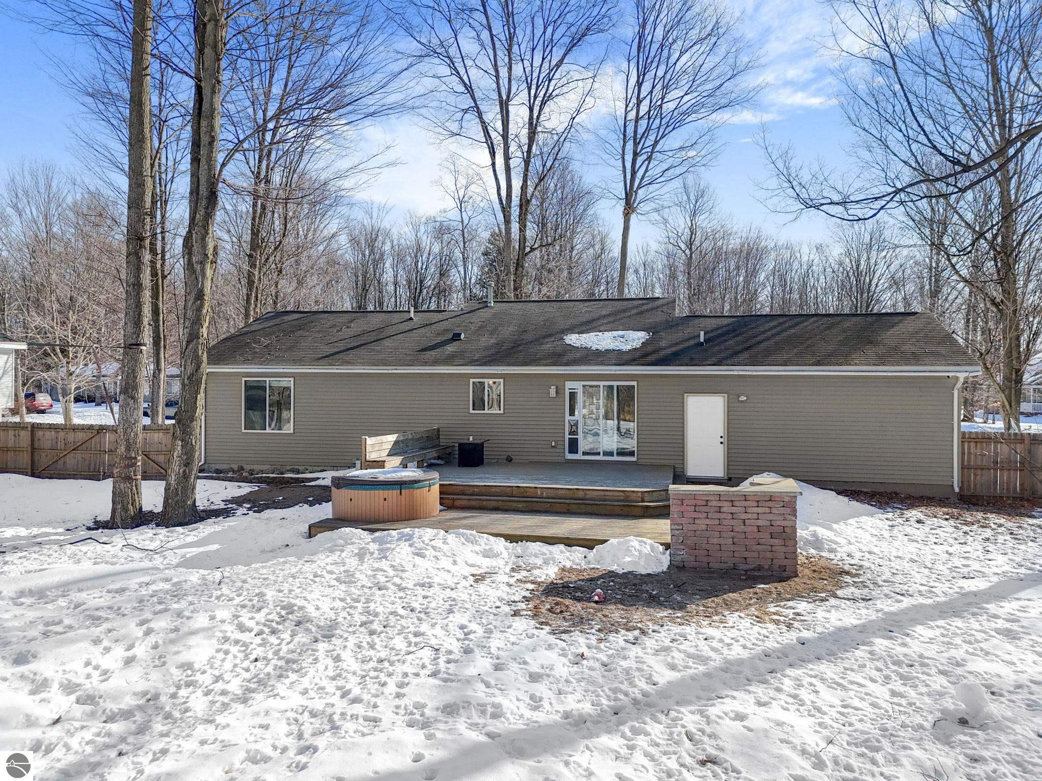 2294 Woodcock Lane