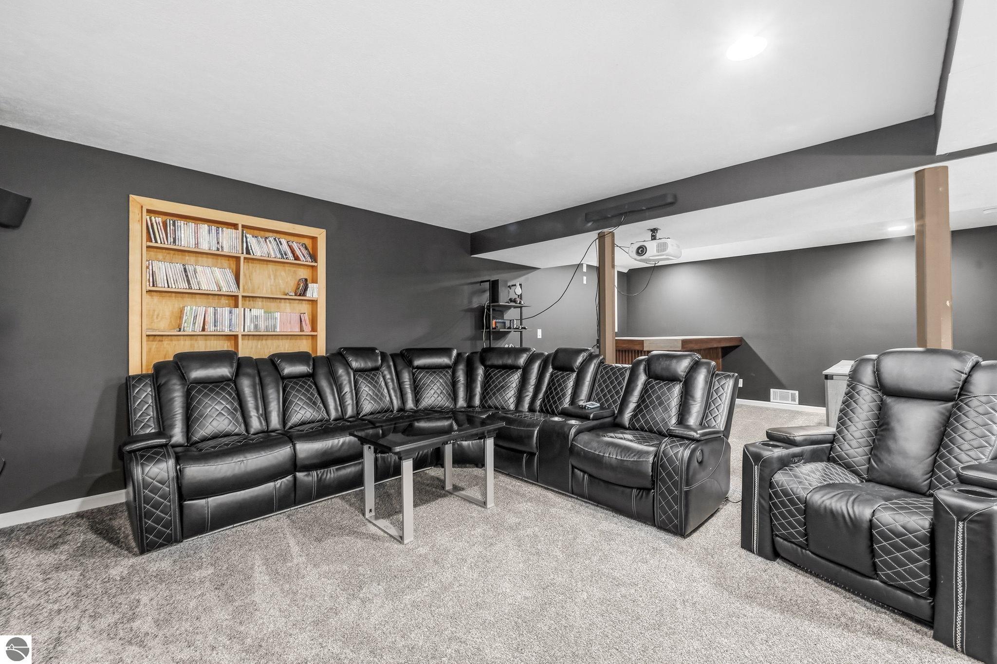 2294 Woodcock Lane