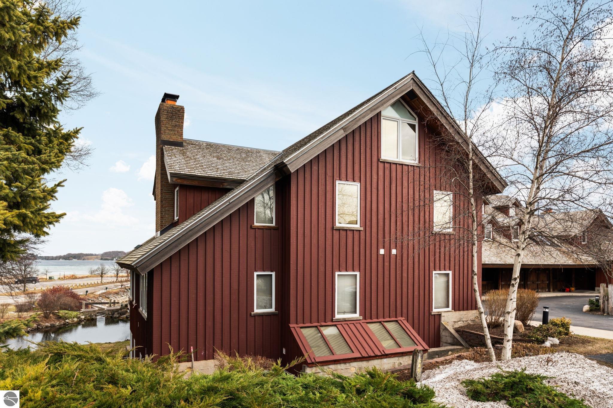 236 N Front Street # 1