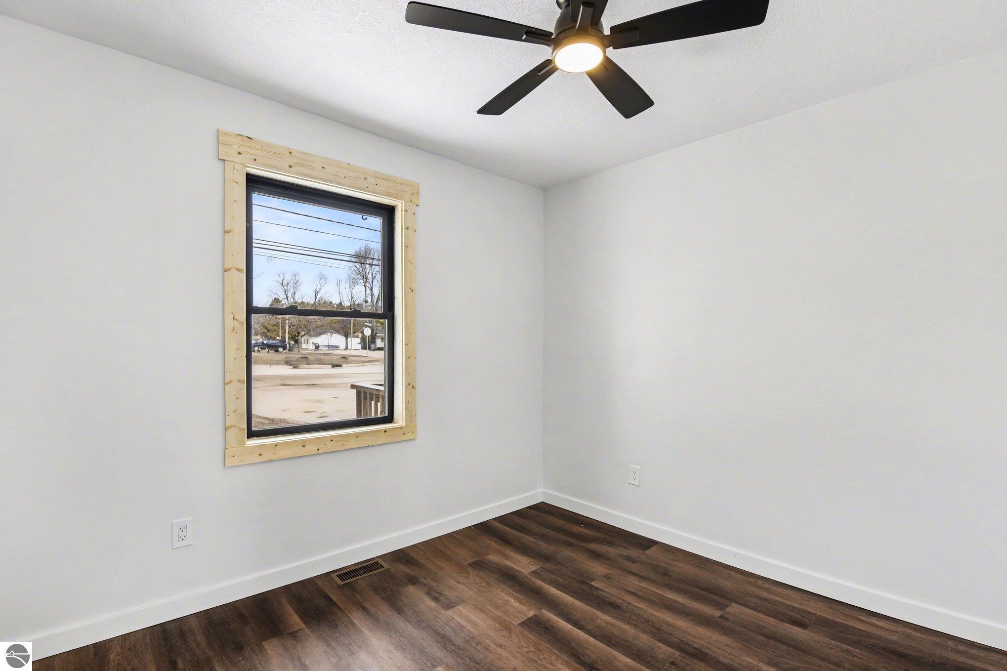 120 E Seventh Street