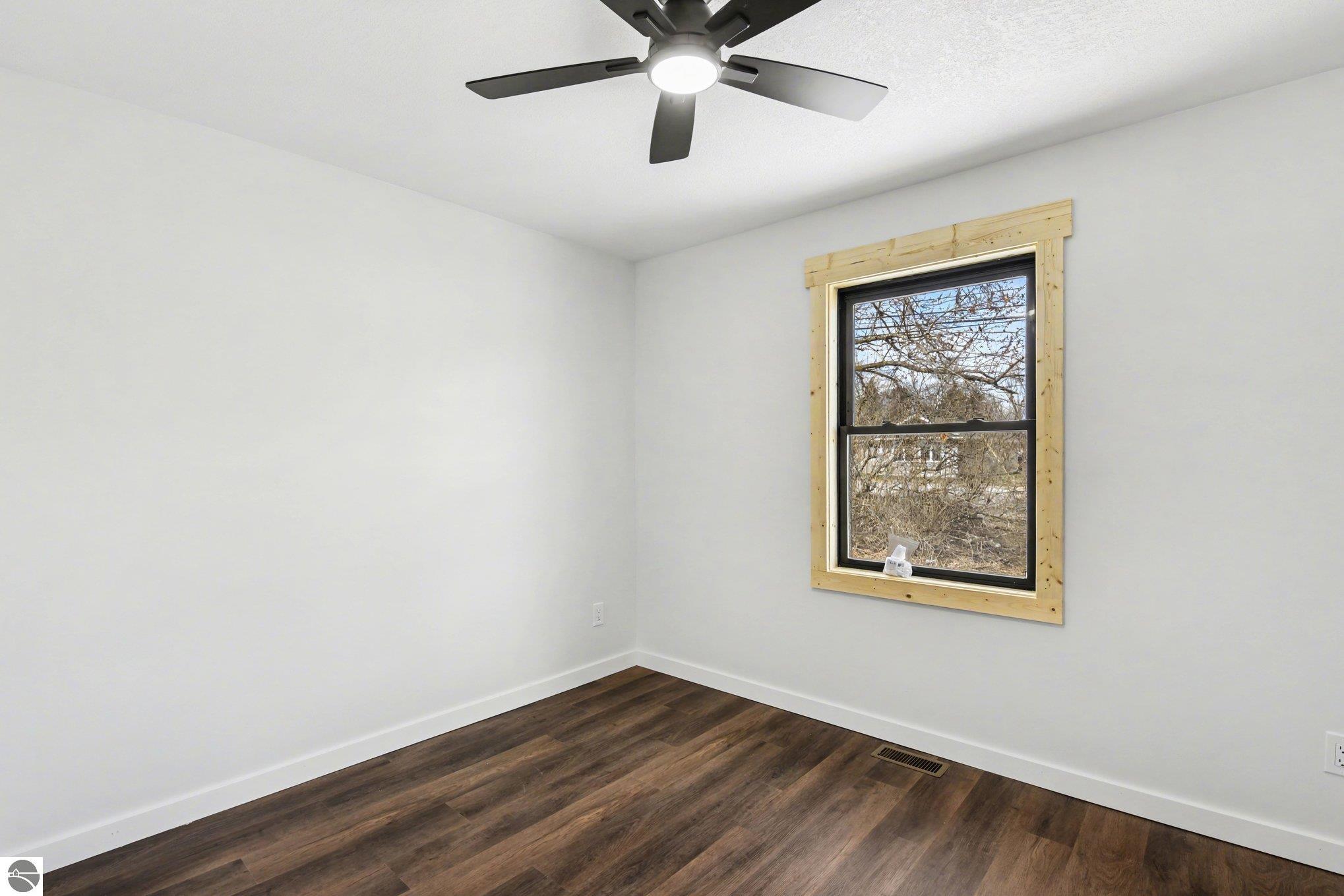 120 E Seventh Street