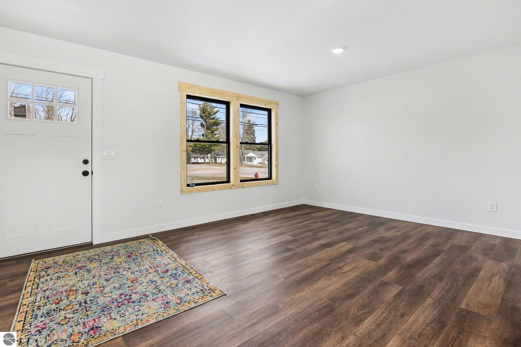 120 E Seventh Street
