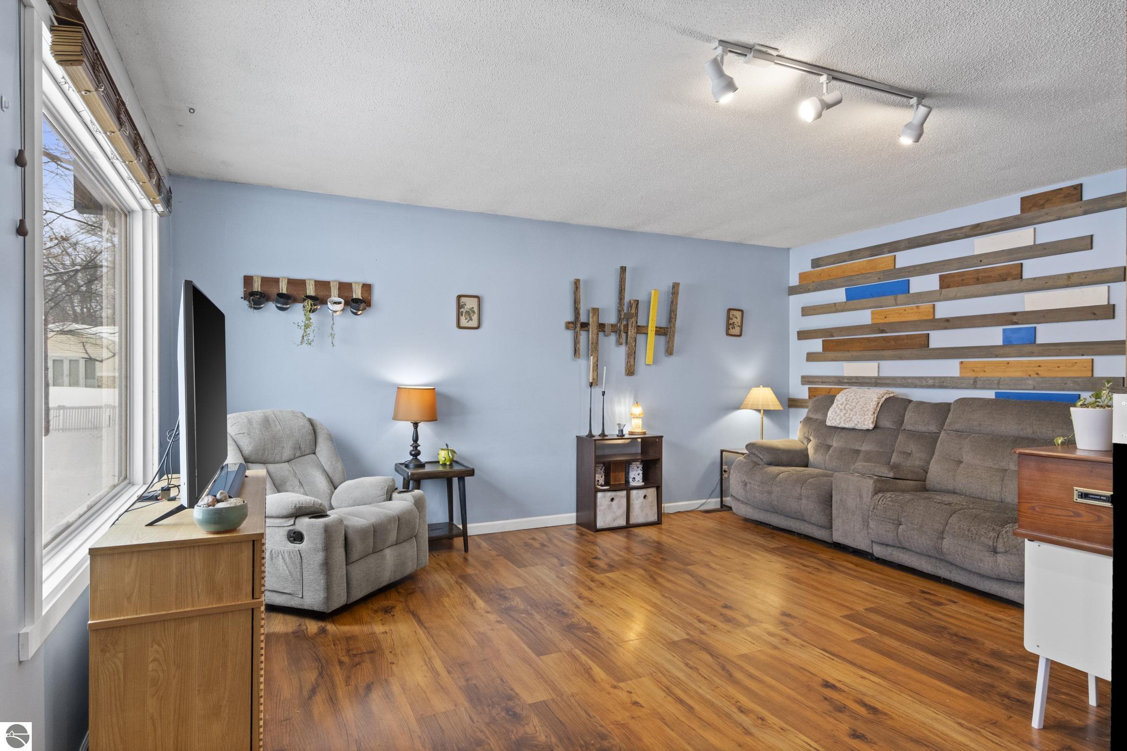 877 Parsons Road