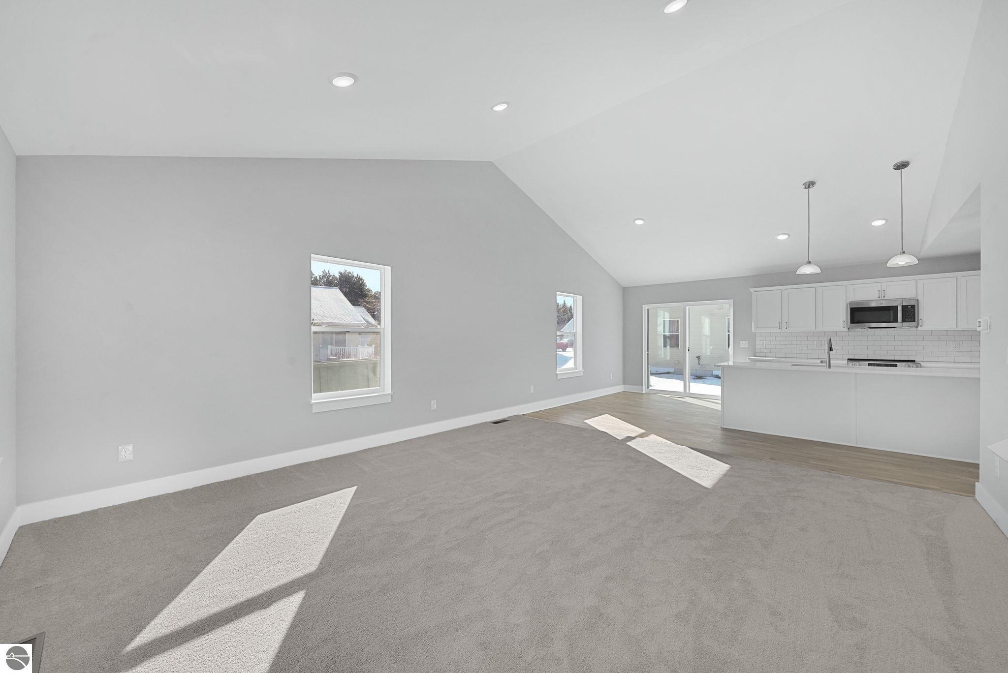 2806 Opal Court