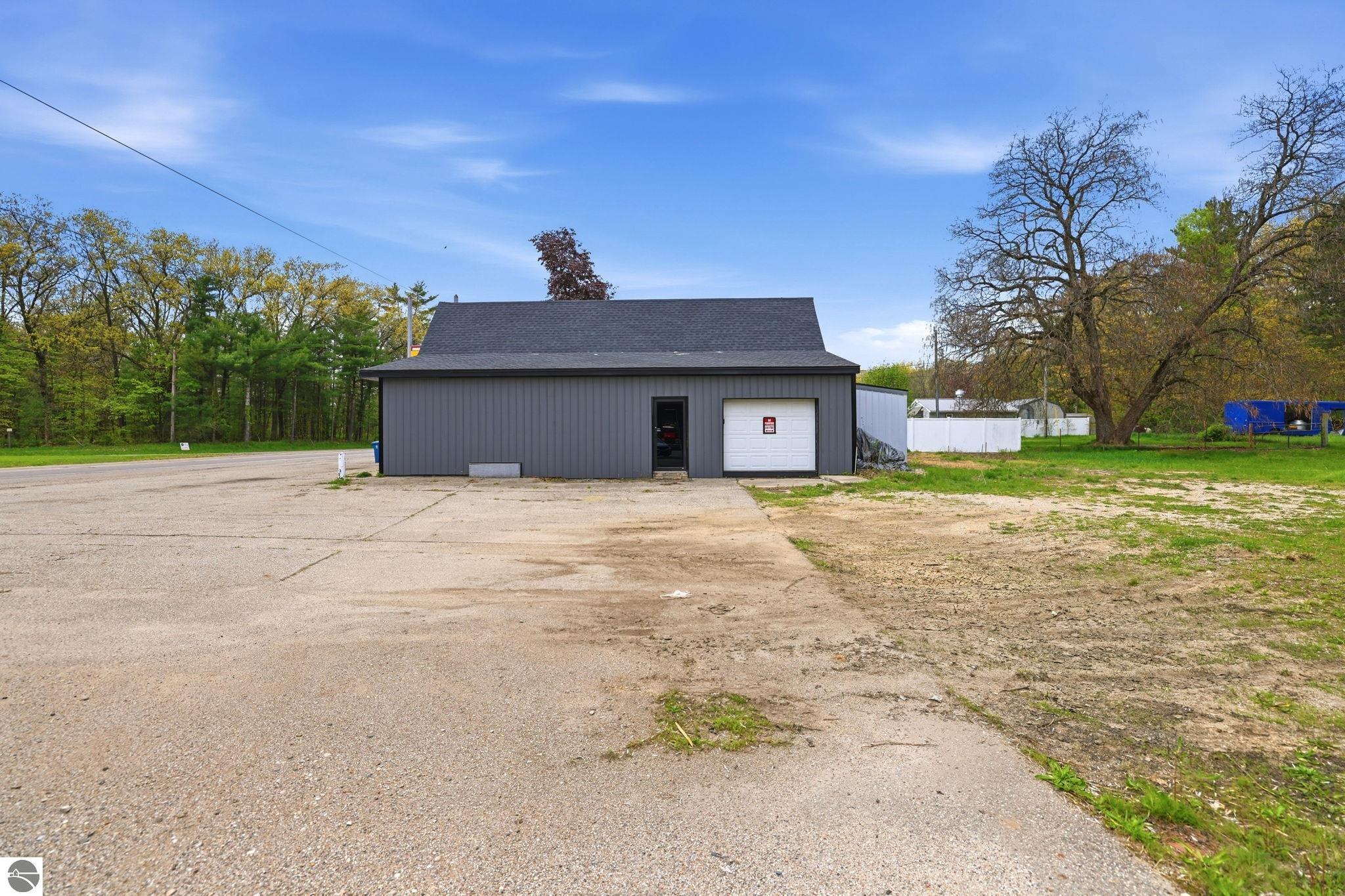 11316 W M-179
