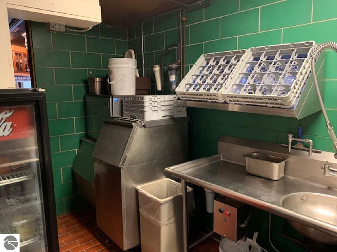 12930 S W Bay Shore Drive