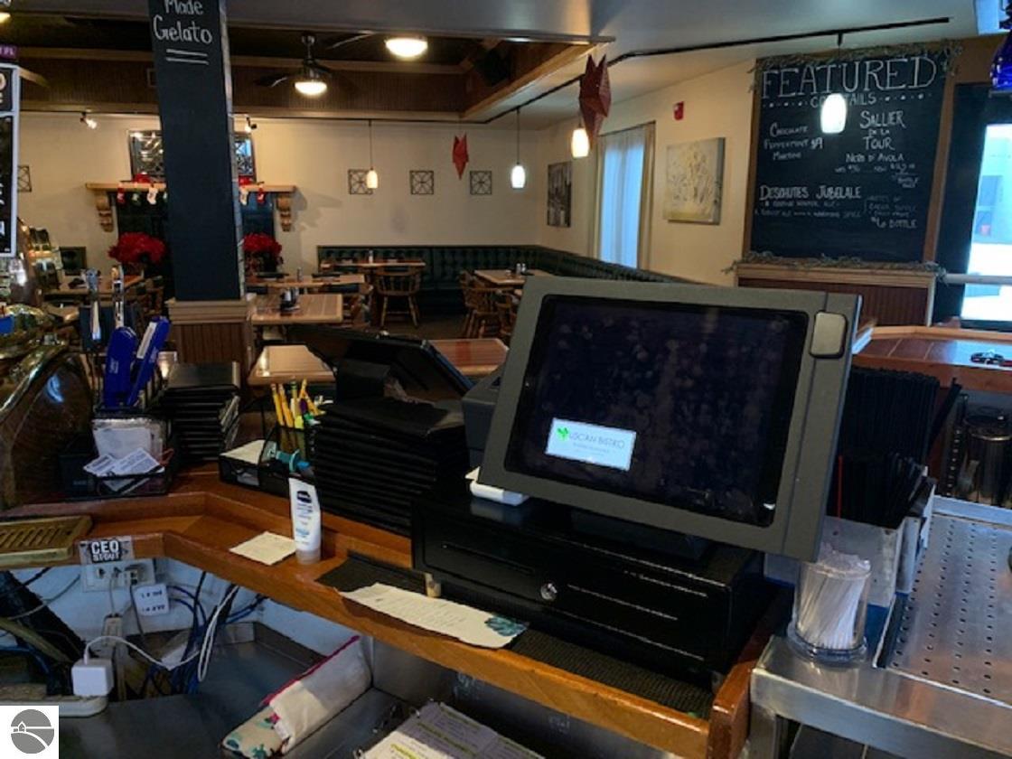 12930 S W Bay Shore Drive