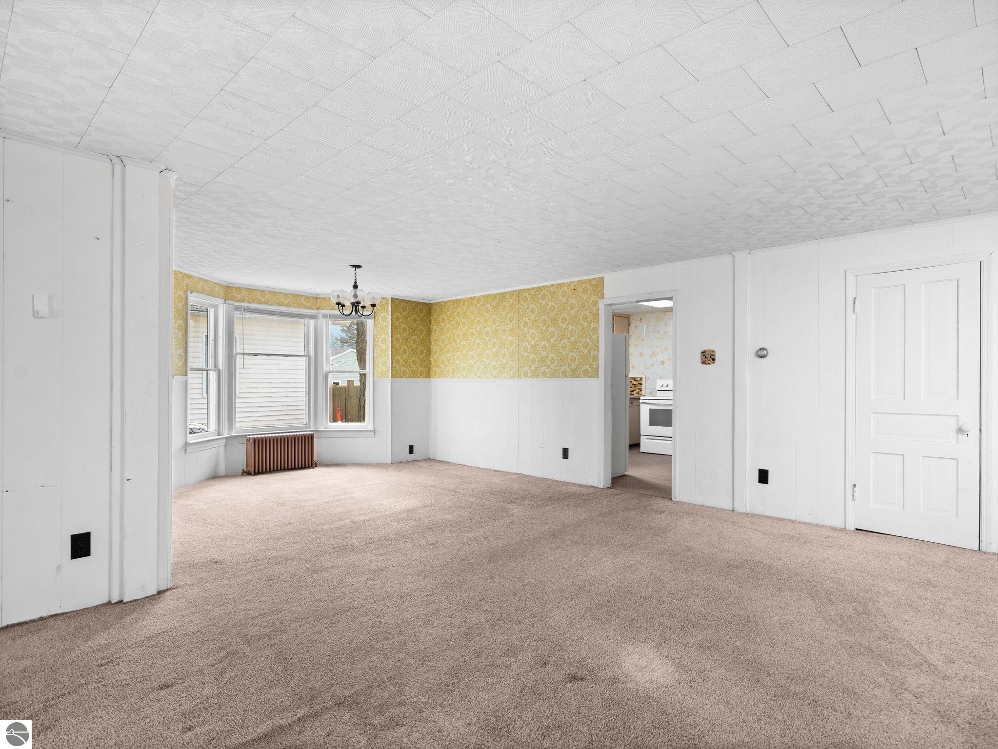 311 W Twelfth Street