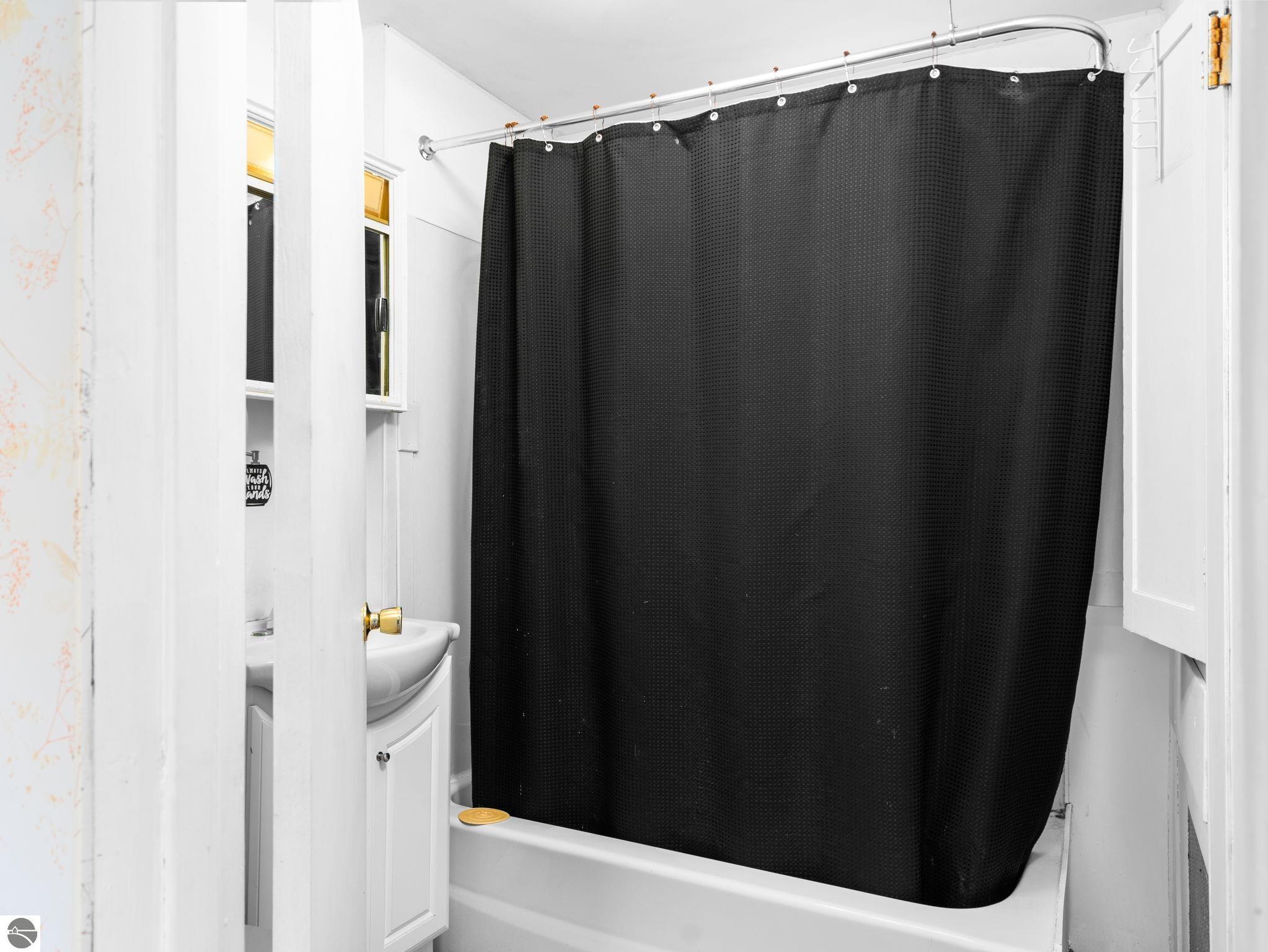 311 W Twelfth Street