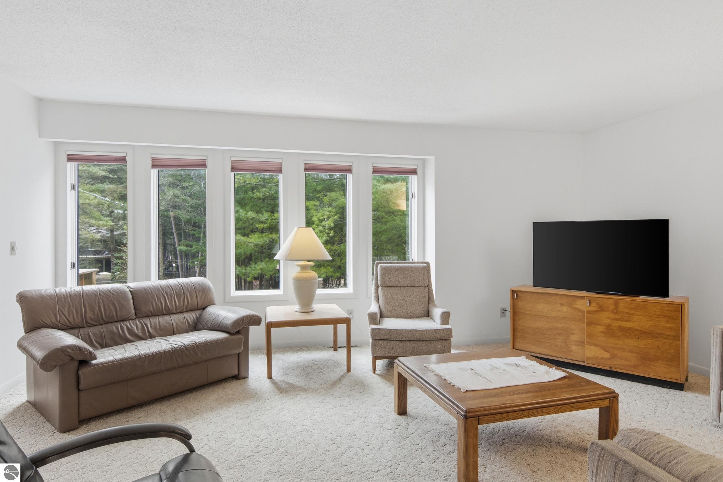 4165 Holiday North Court
