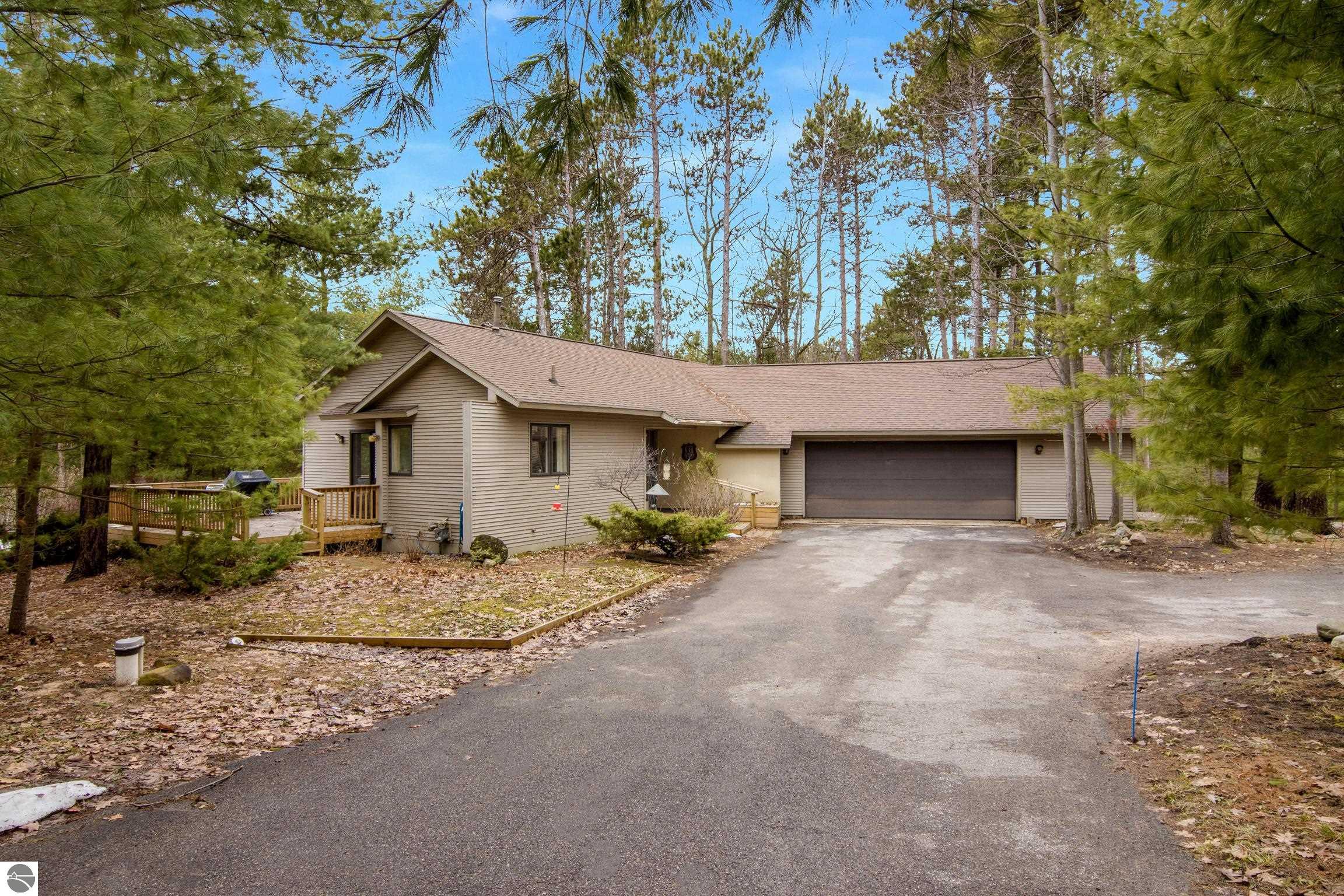 4165 Holiday North Court