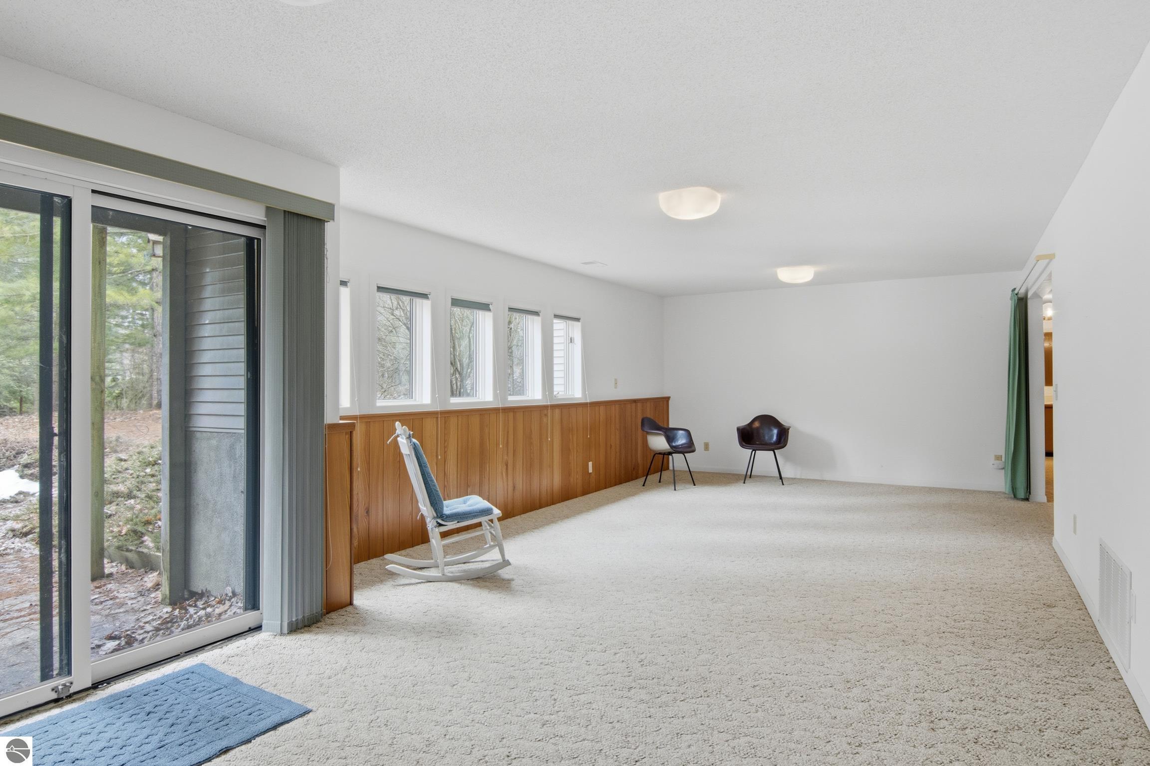 4165 Holiday North Court