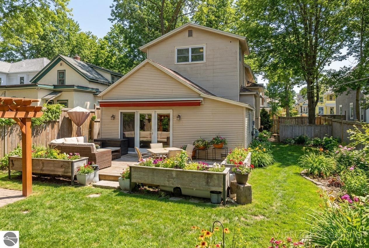 427 Washington Street