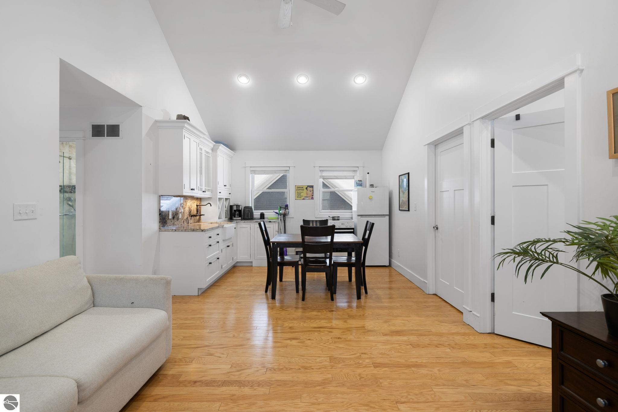 427 Washington Street