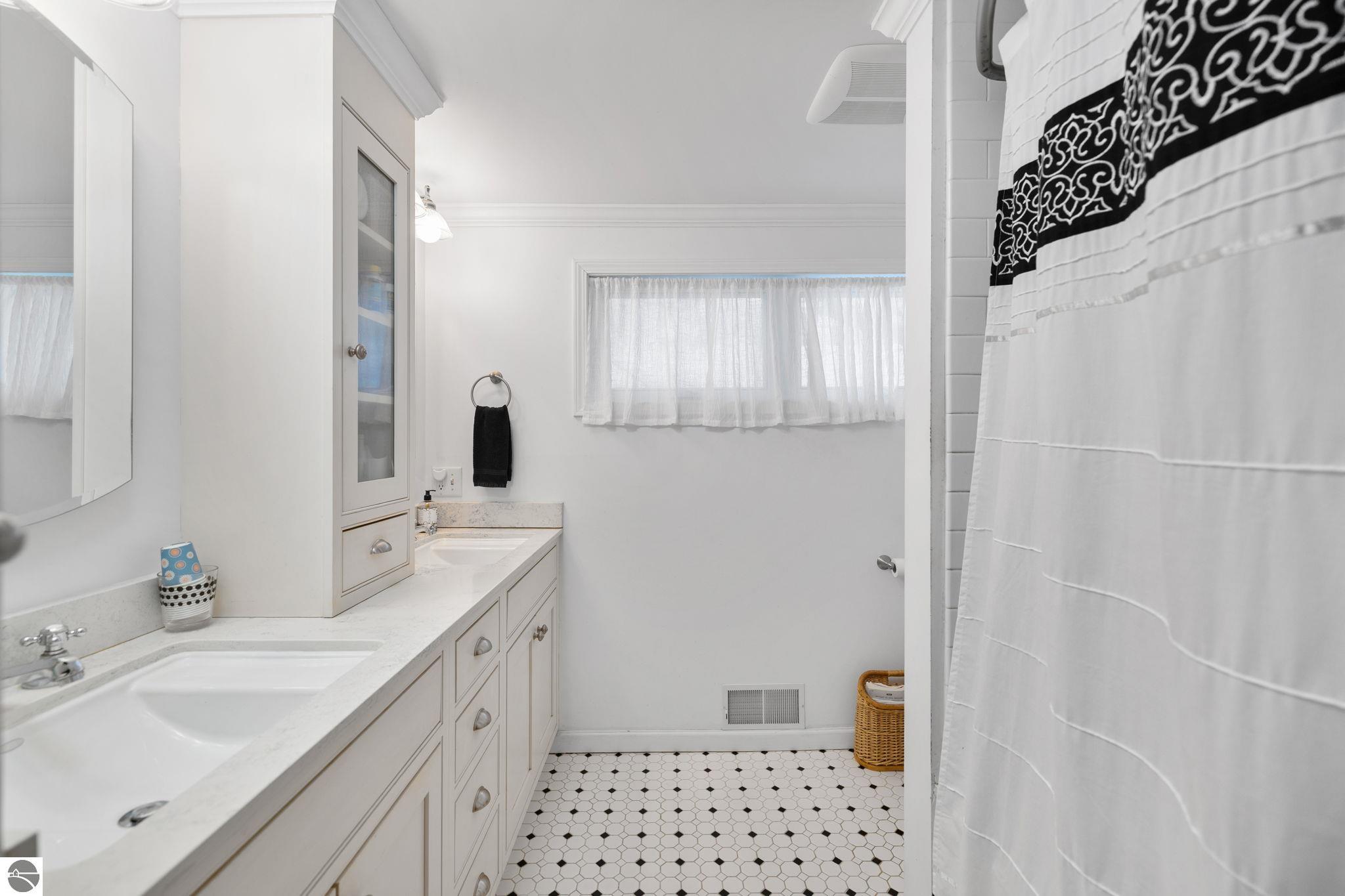 427 Washington Street