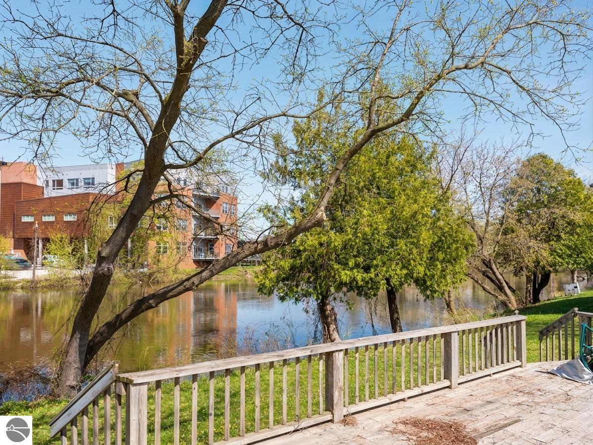 545 Riverine Drive # 205