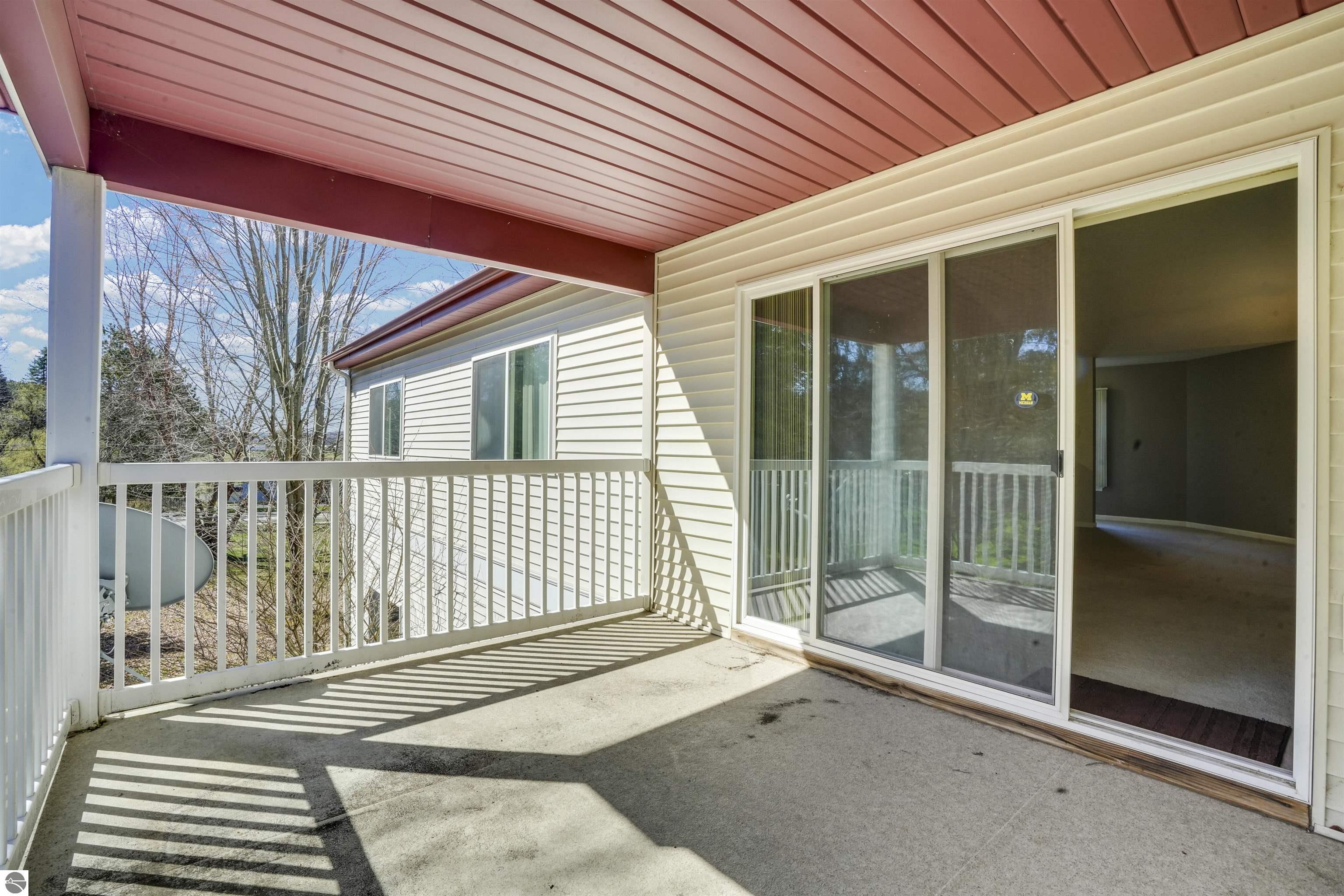 895 Meadowview Court