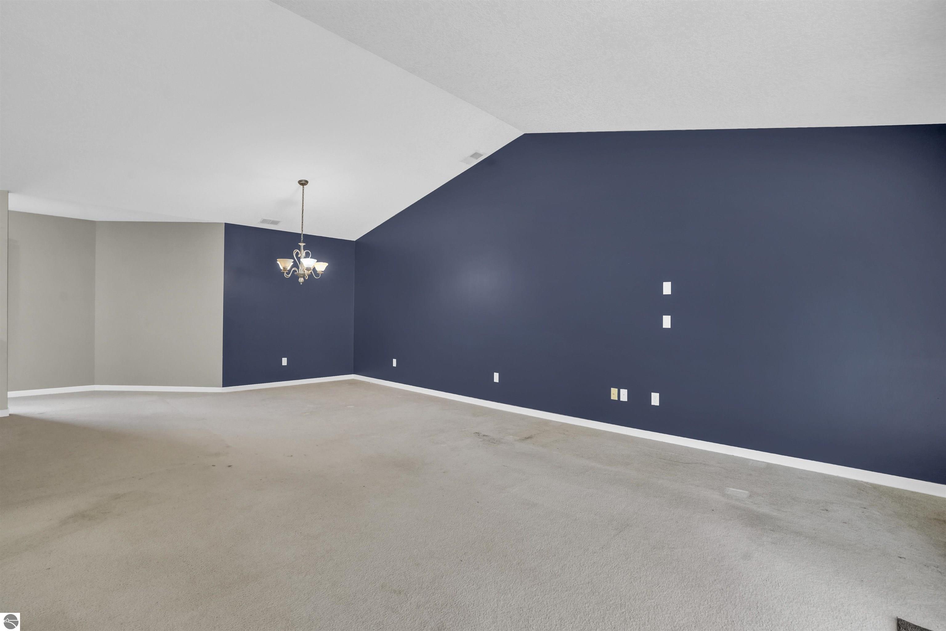 895 Meadowview Court