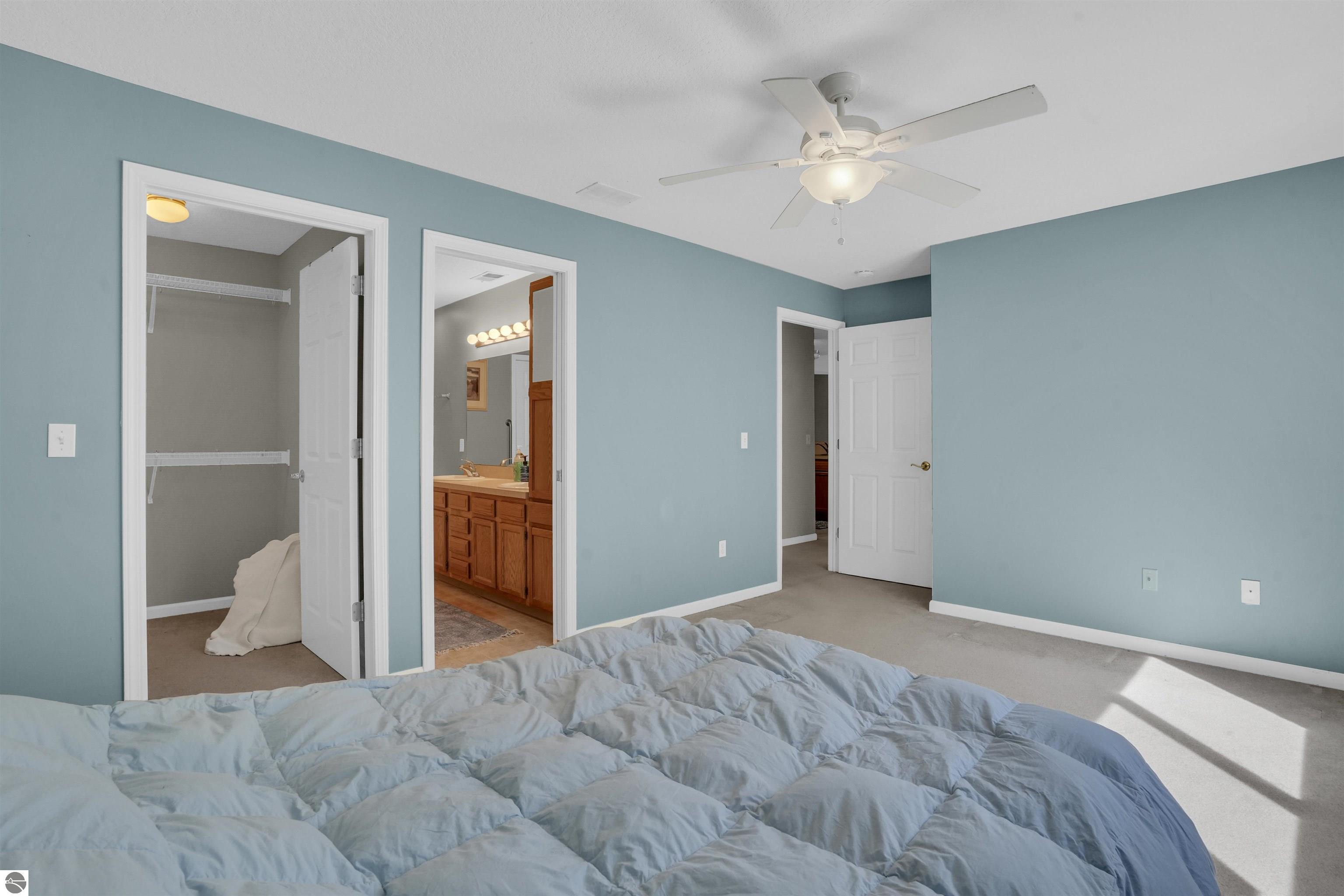 895 Meadowview Court