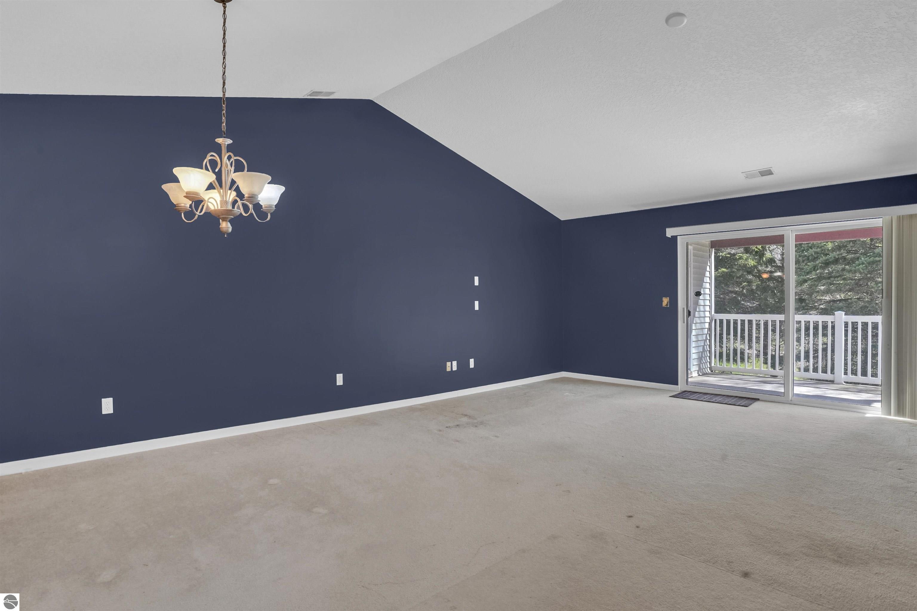 895 Meadowview Court