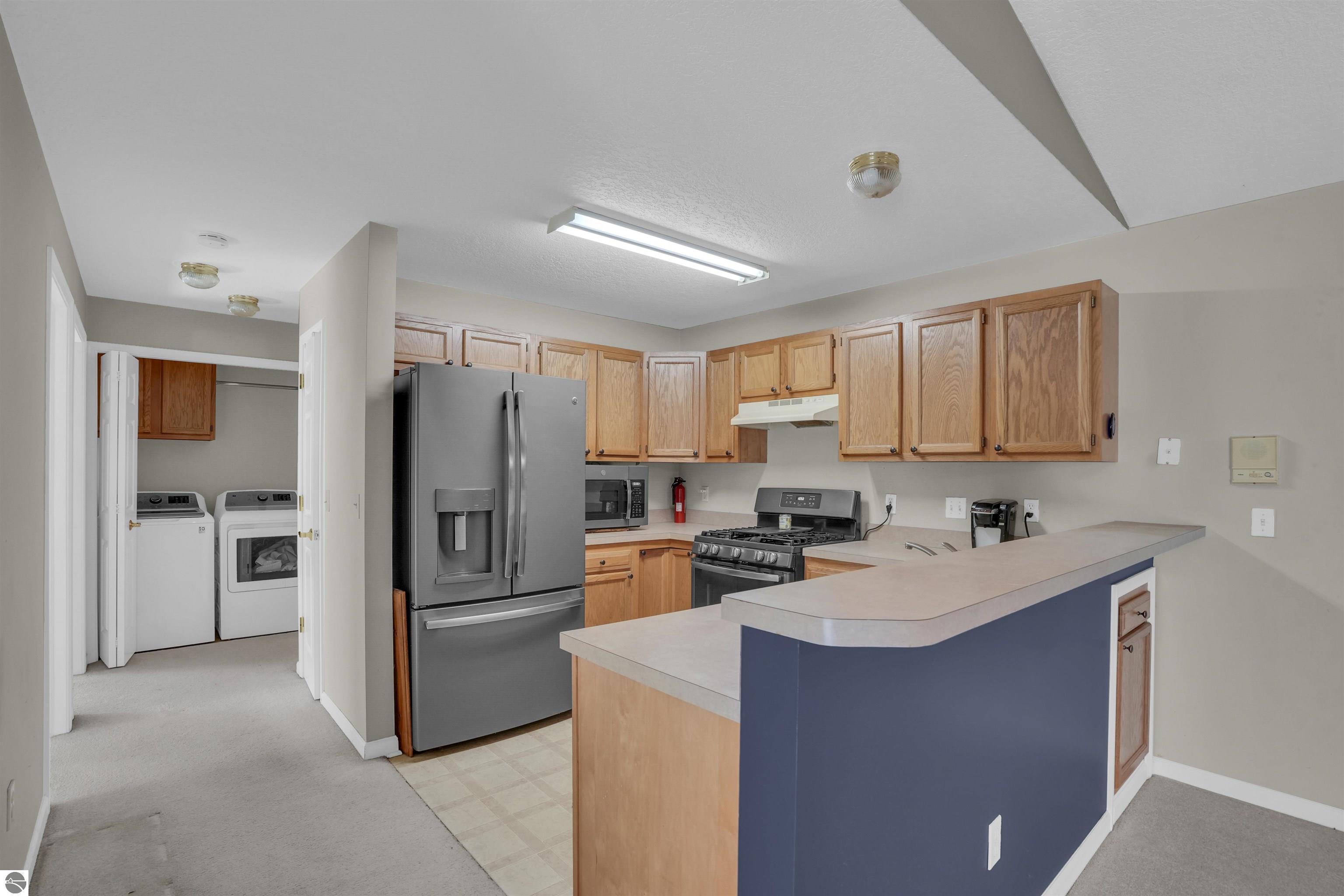 895 Meadowview Court