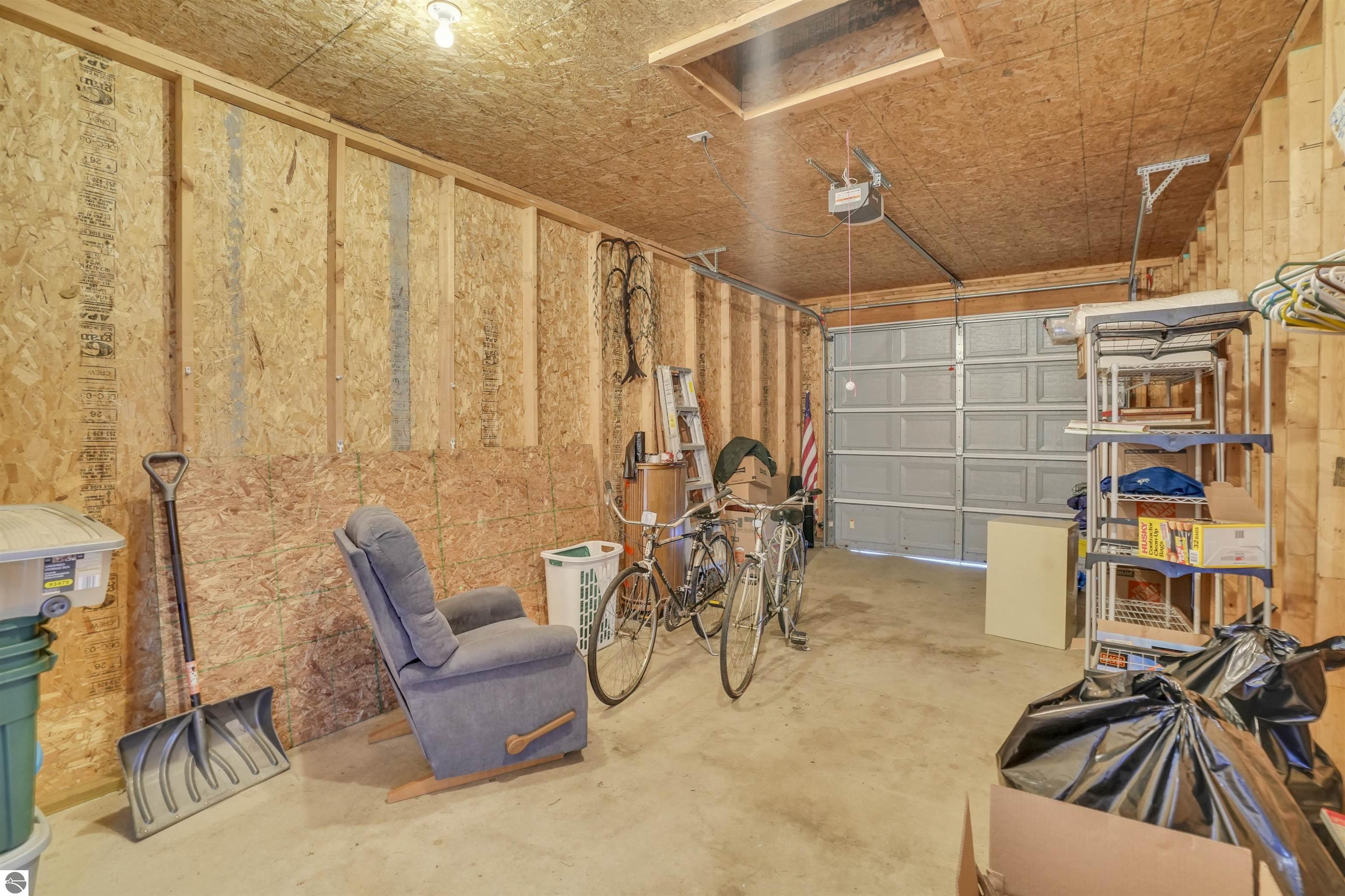 895 Meadowview Court