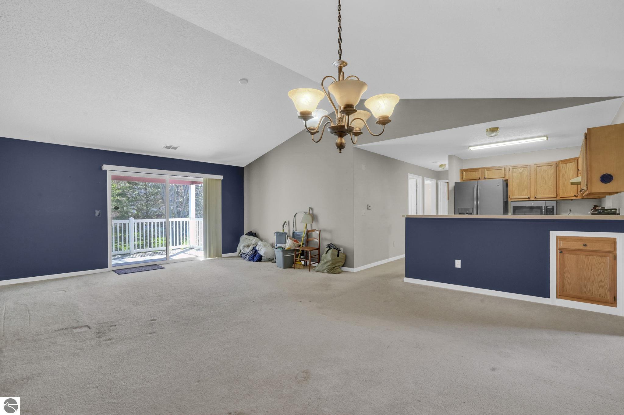 895 Meadowview Court