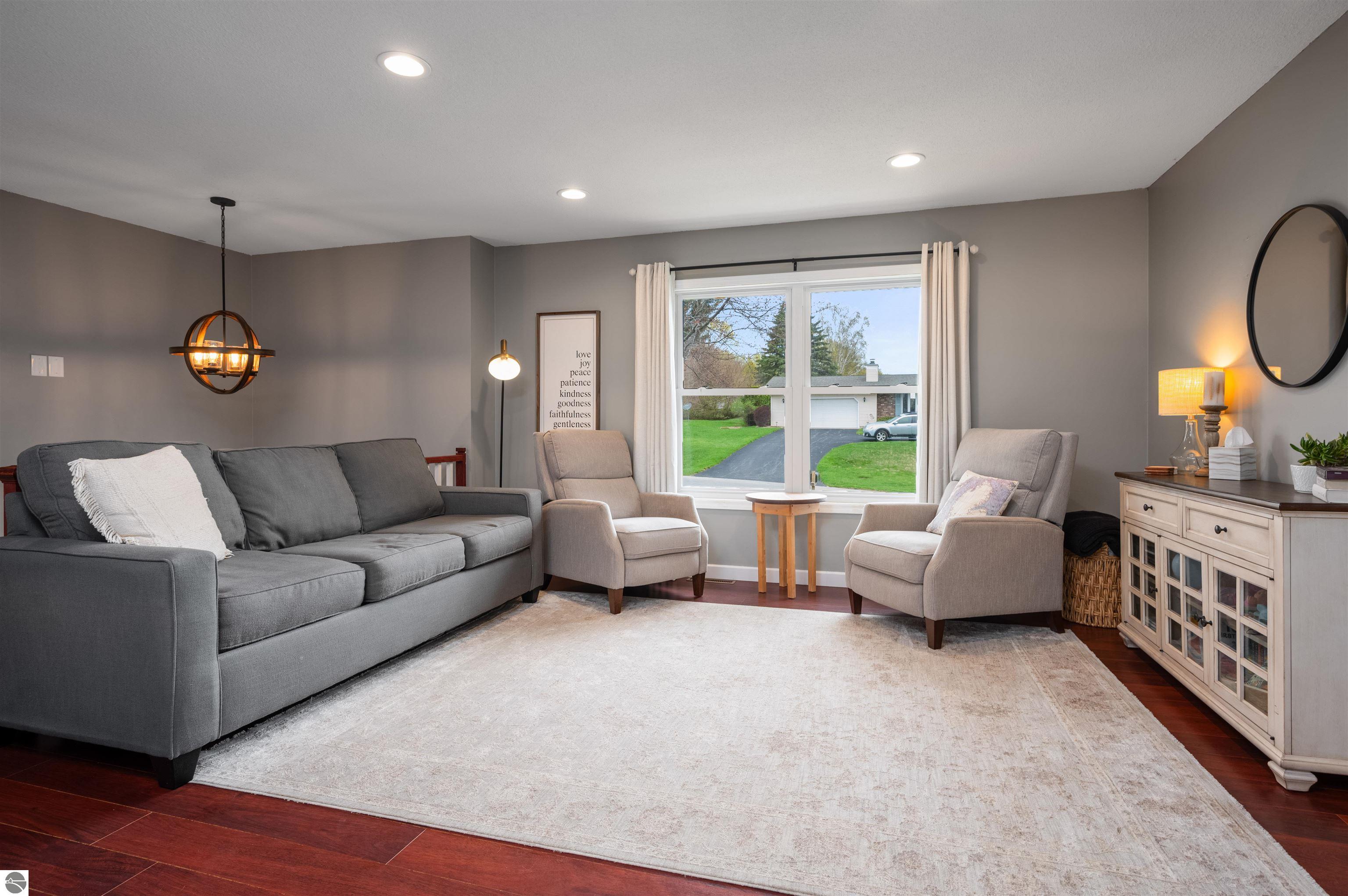 4005 Hearthside Drive
