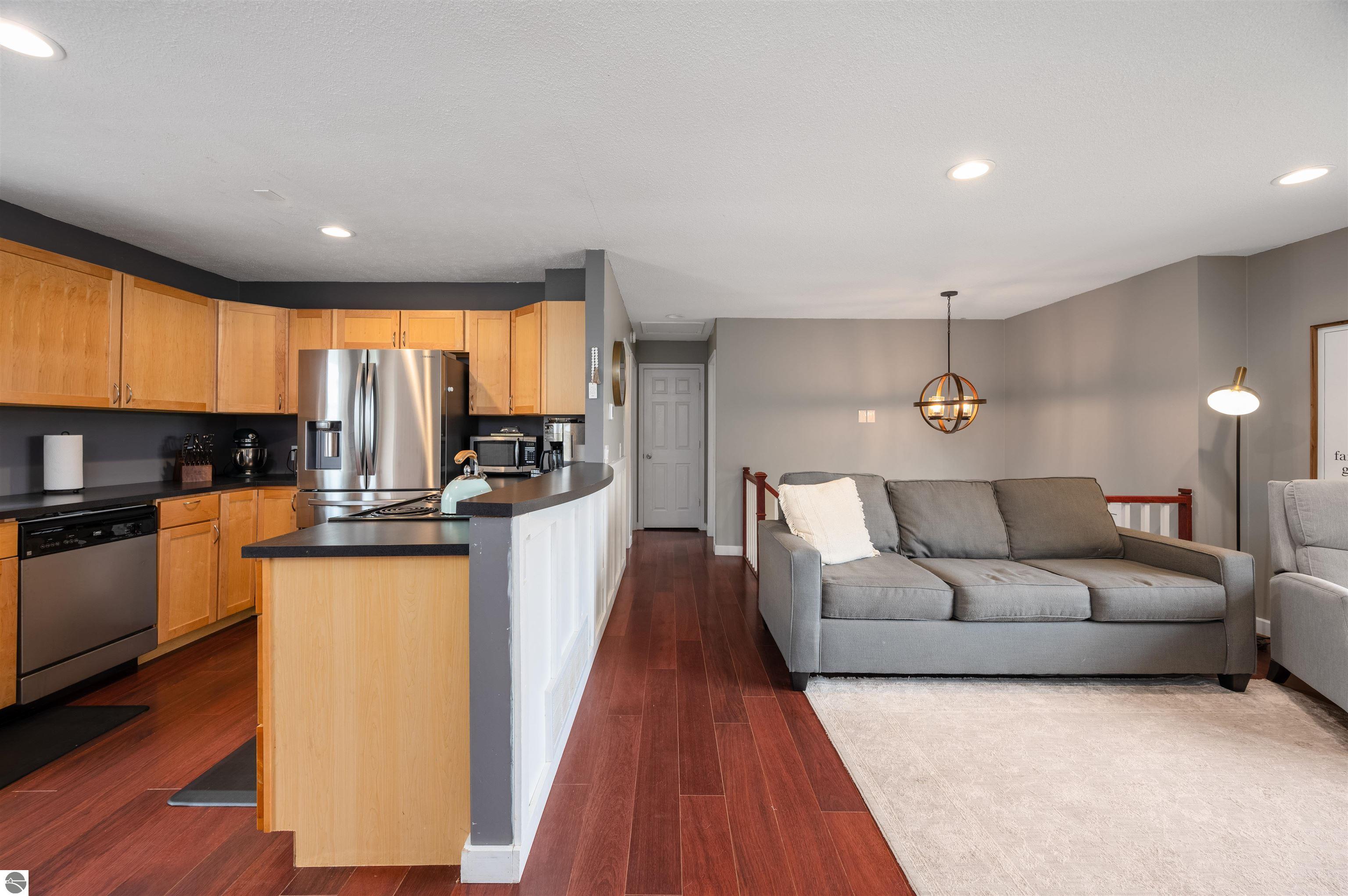 4005 Hearthside Drive