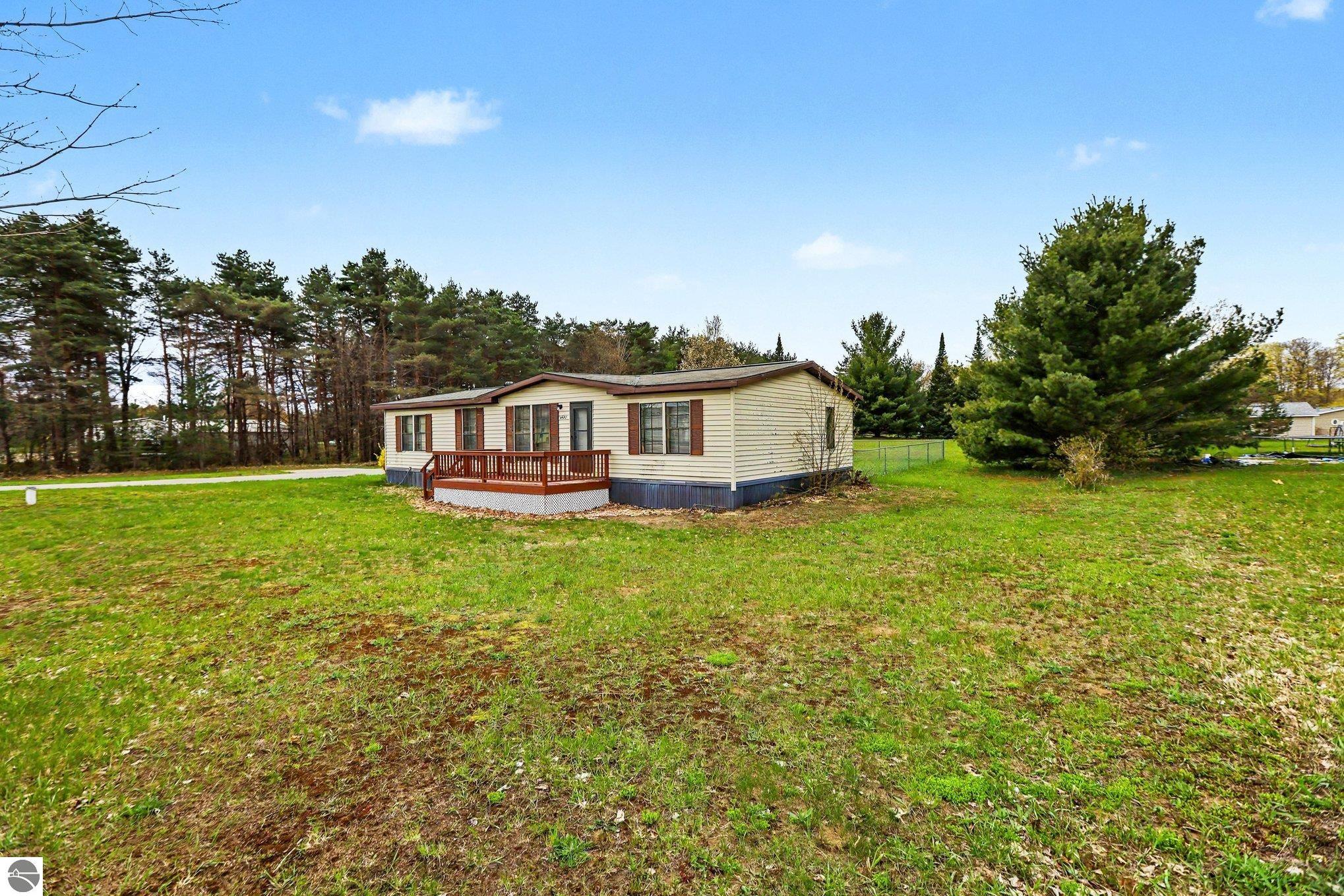 2652 Sawyer Road