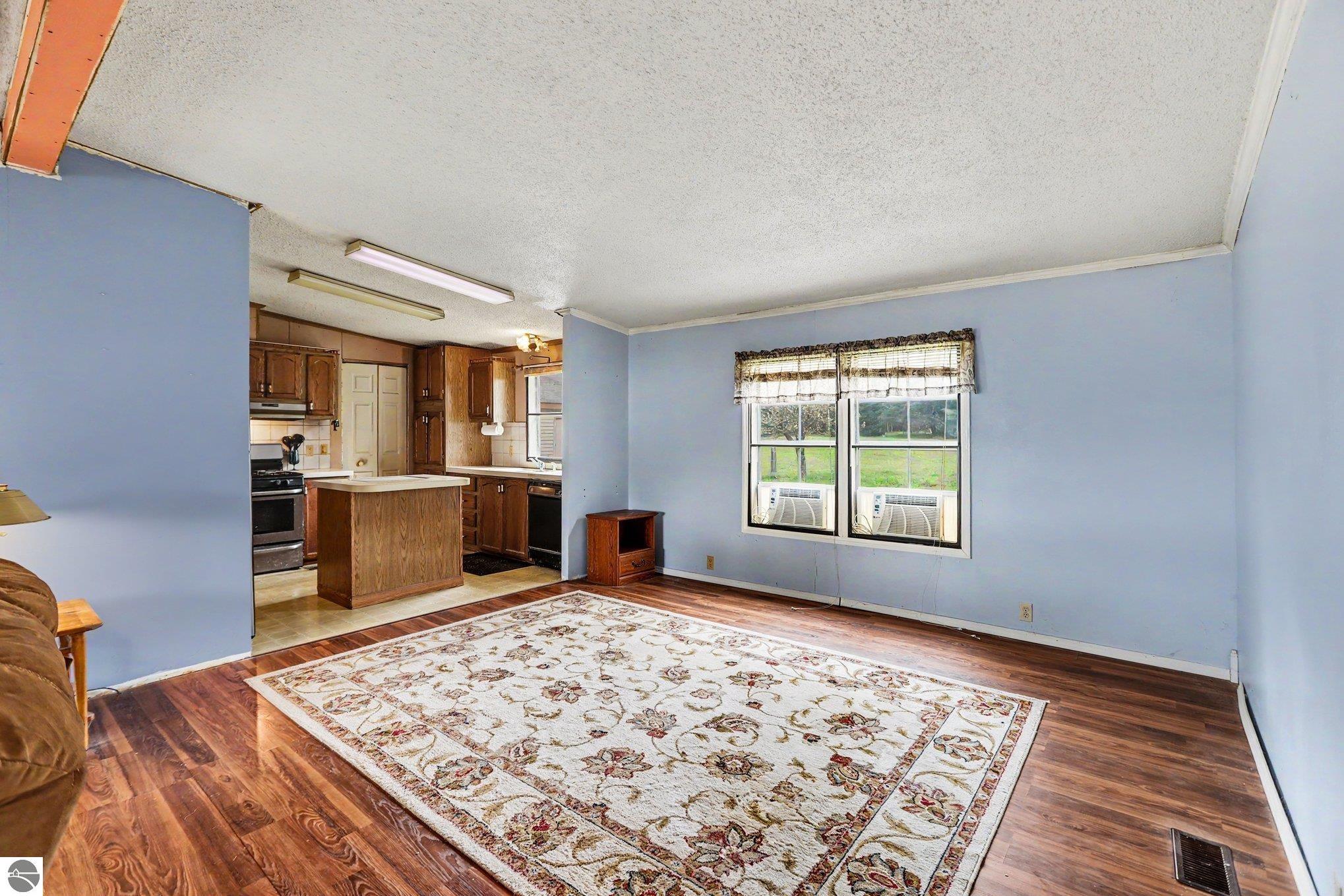2652 Sawyer Road