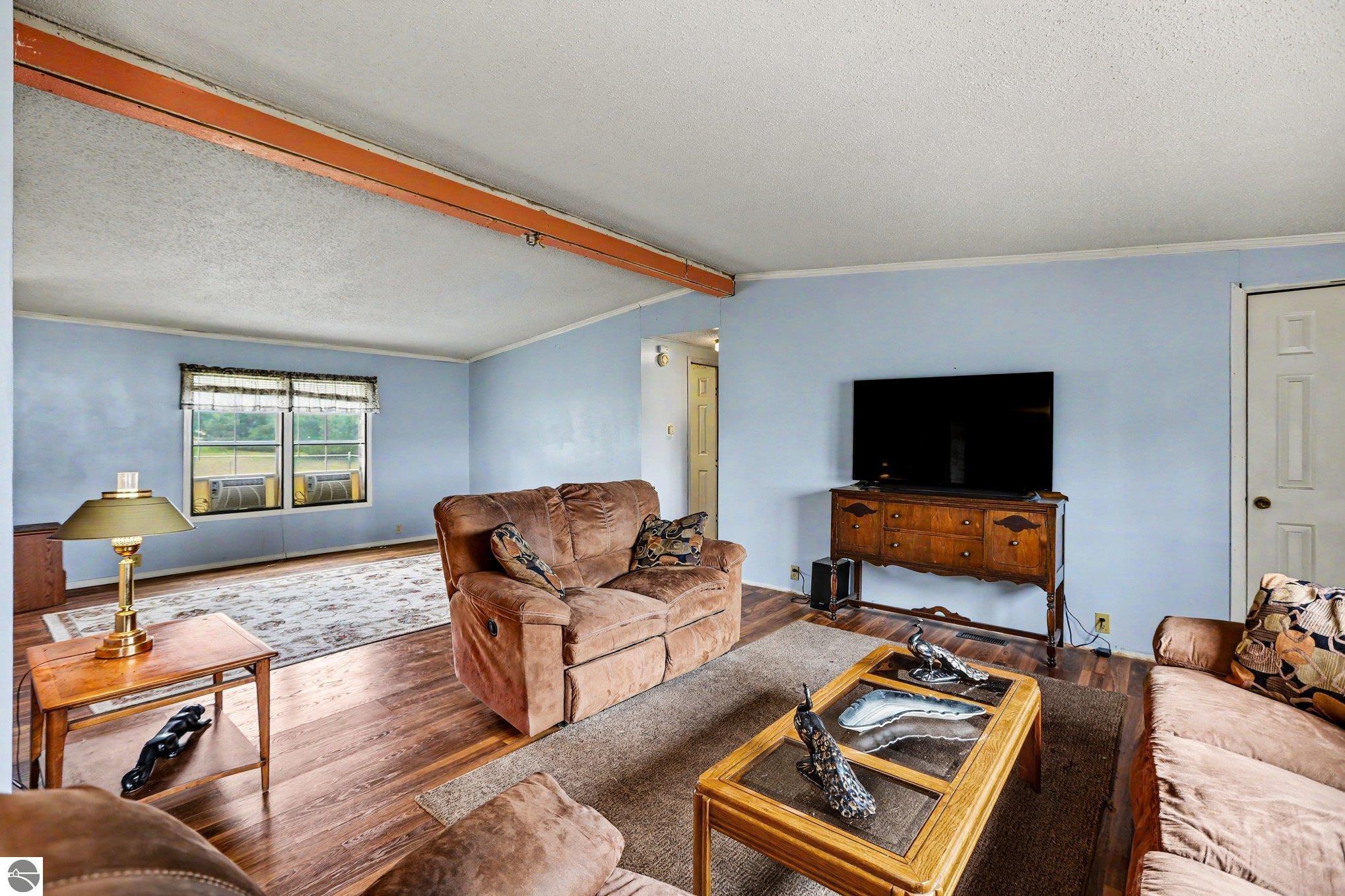 2652 Sawyer Road
