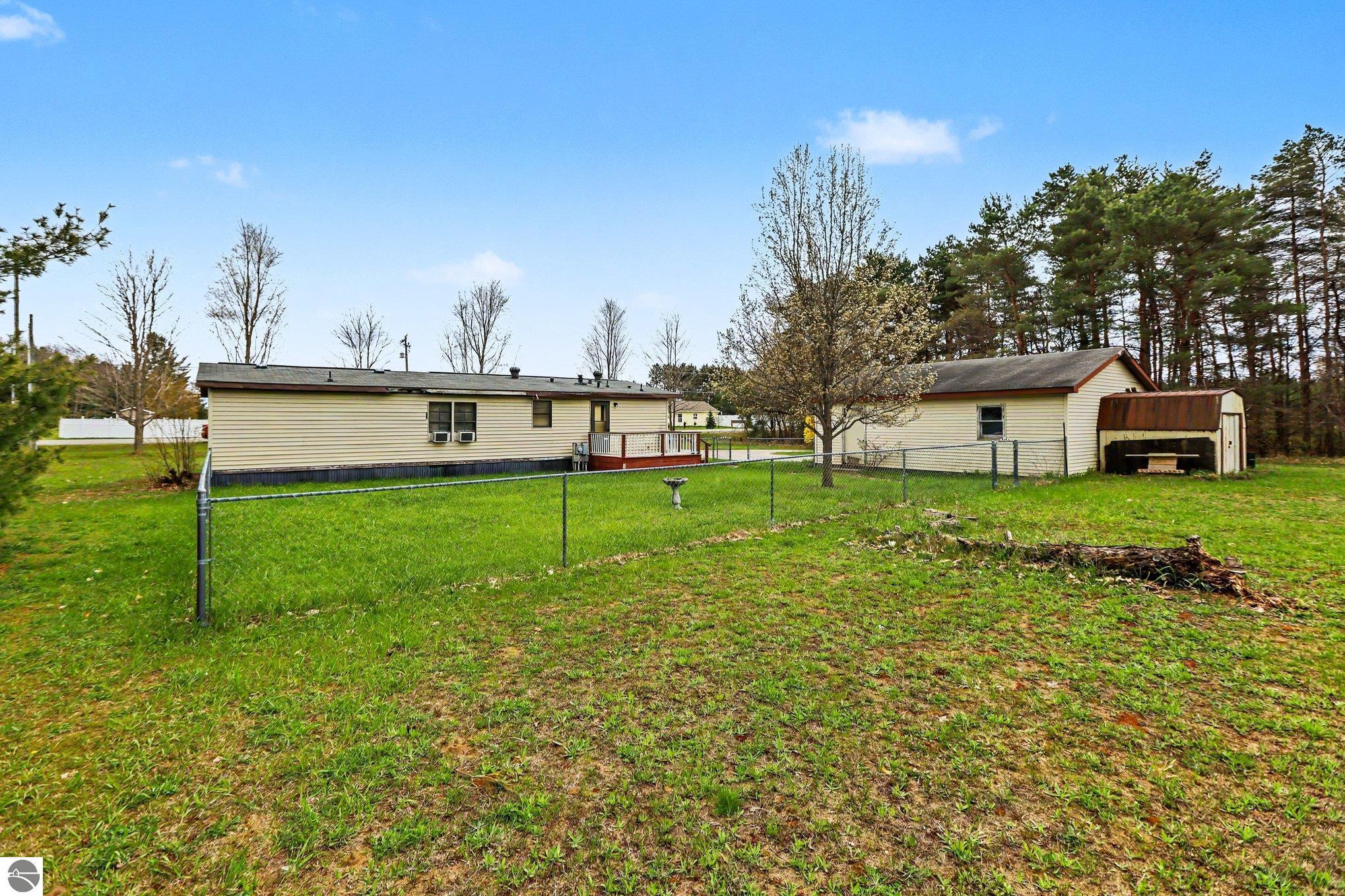 2652 Sawyer Road