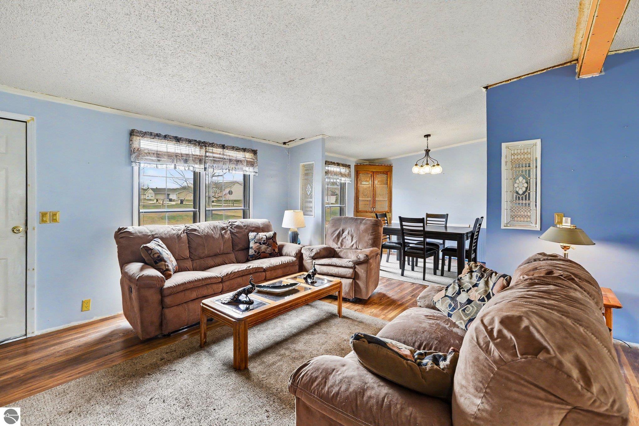 2652 Sawyer Road