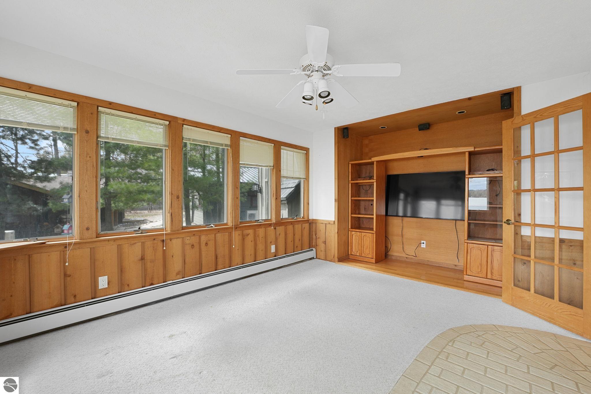 45 W Traverse Lake Road