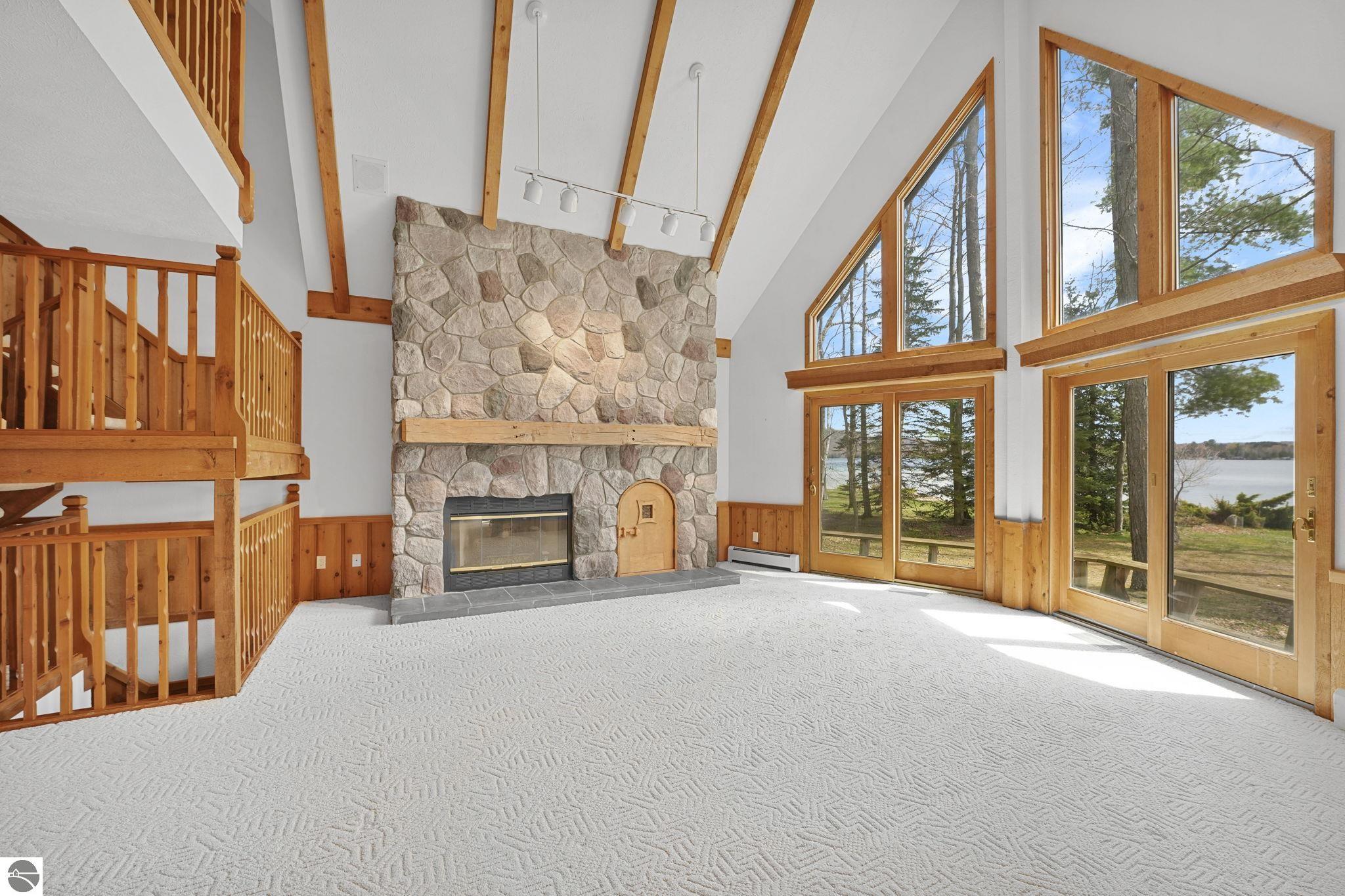 45 W Traverse Lake Road