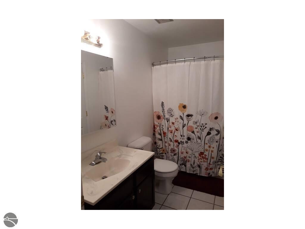 3134 Horseshoe Drive
