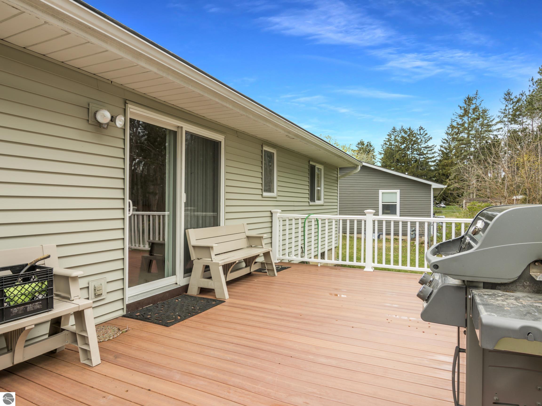 1150 N Carriage Hill