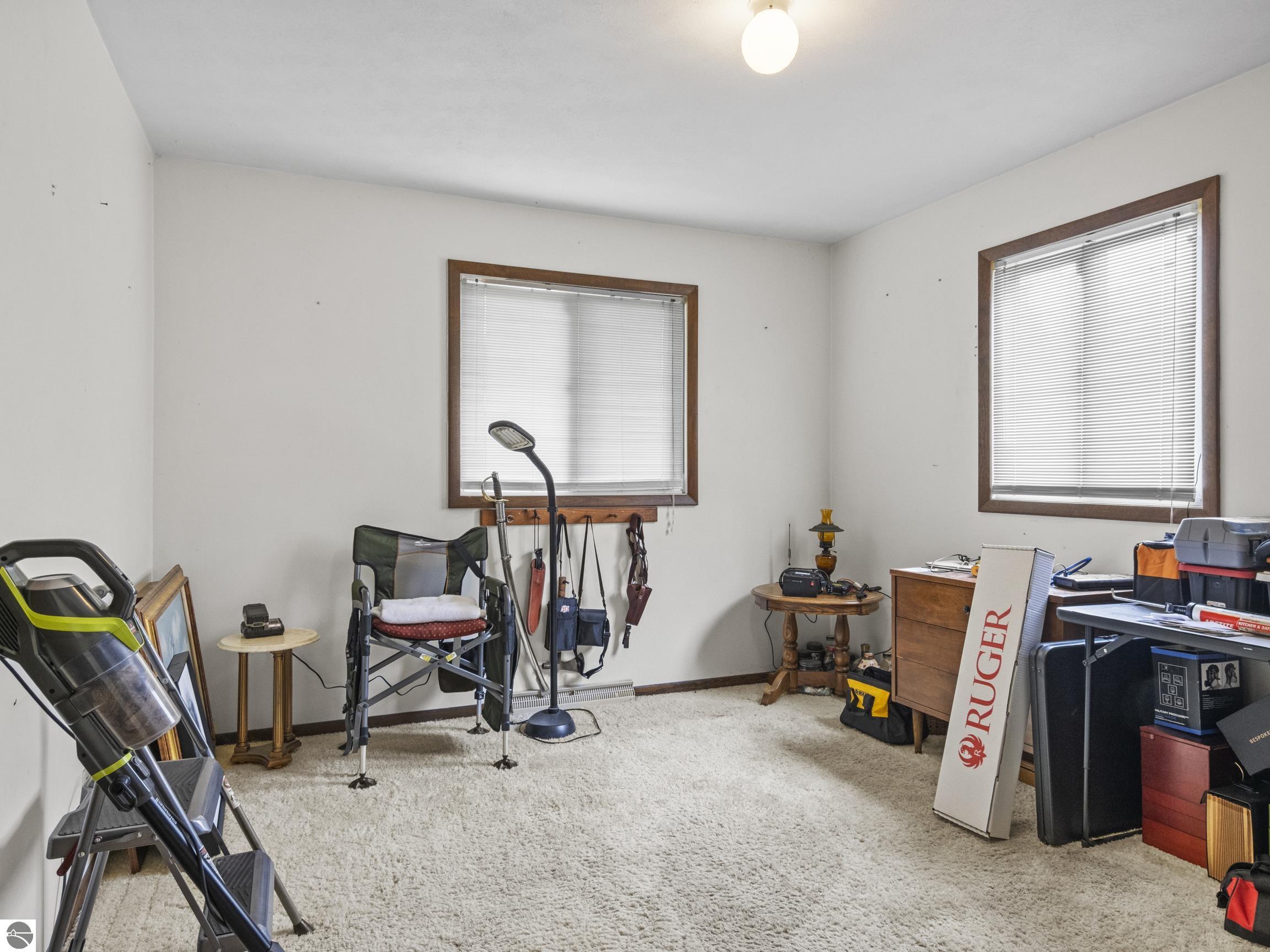 1150 N Carriage Hill