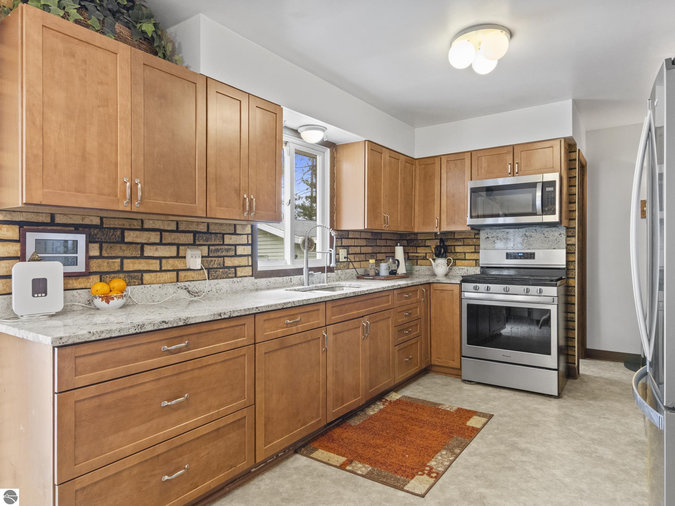 1150 N Carriage Hill