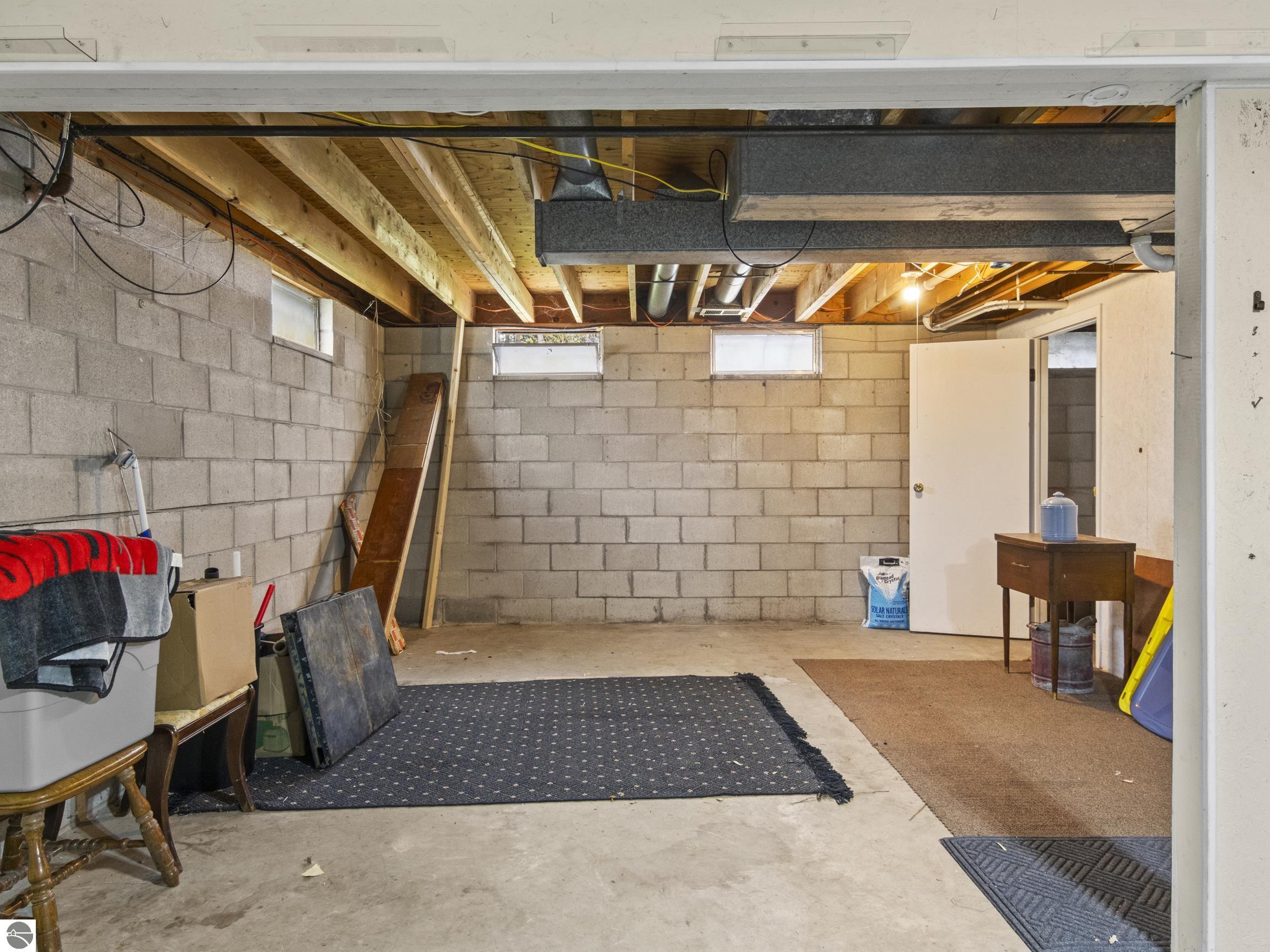 1150 N Carriage Hill