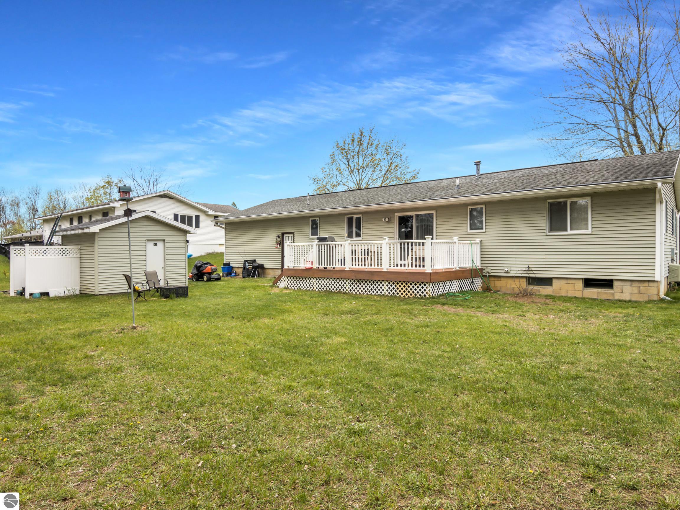 1150 N Carriage Hill